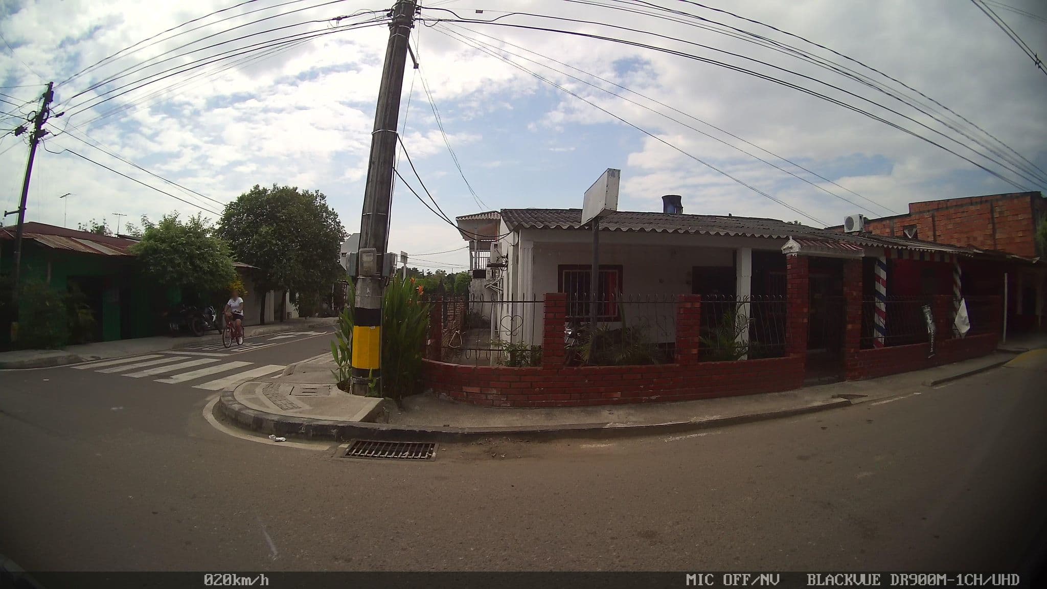 Street view near Hotel Carmen, Yondó — © kaart_2 (CC BY-SA · Mapillary)