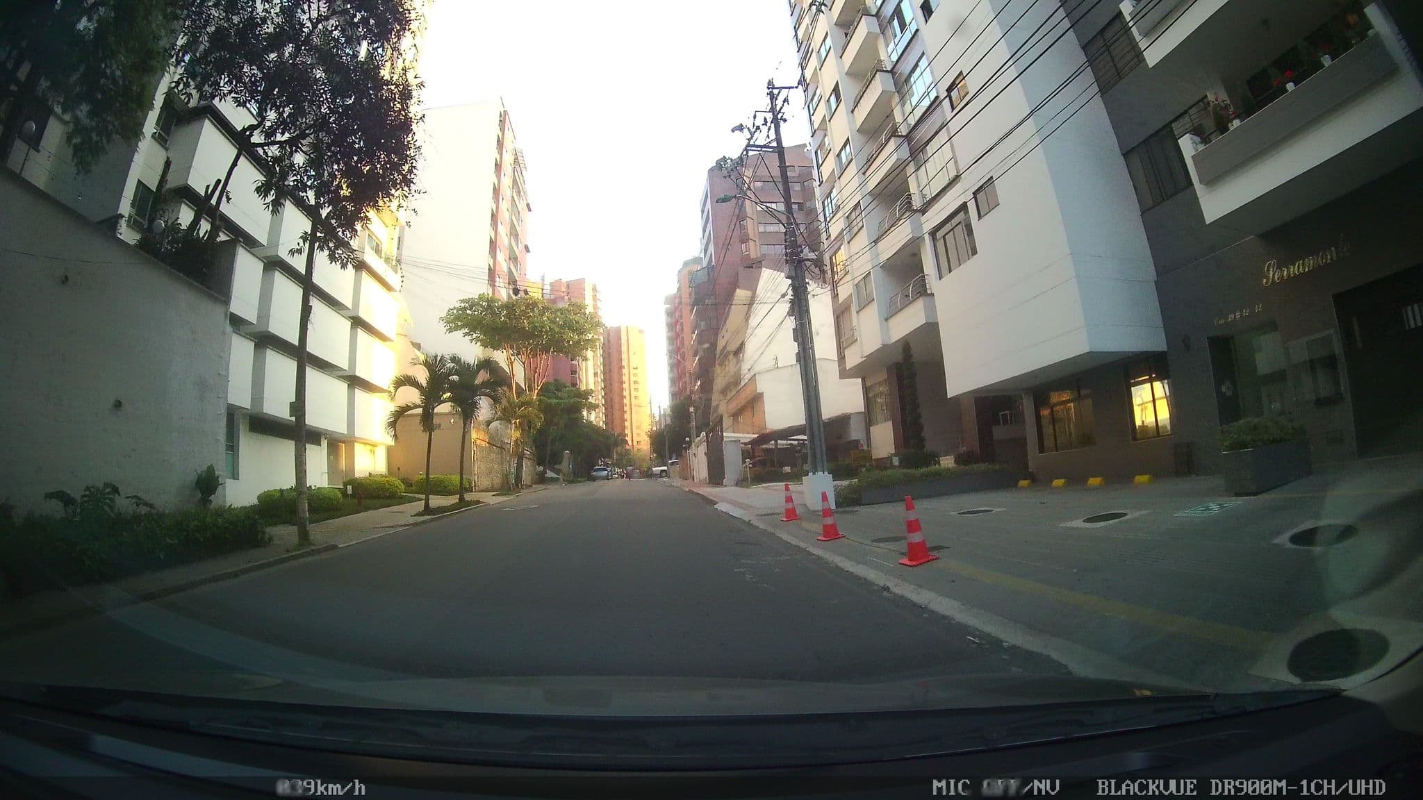 Street view near casa del arbol, Bucaramanga — © kaart_2 (CC BY-SA · Mapillary)