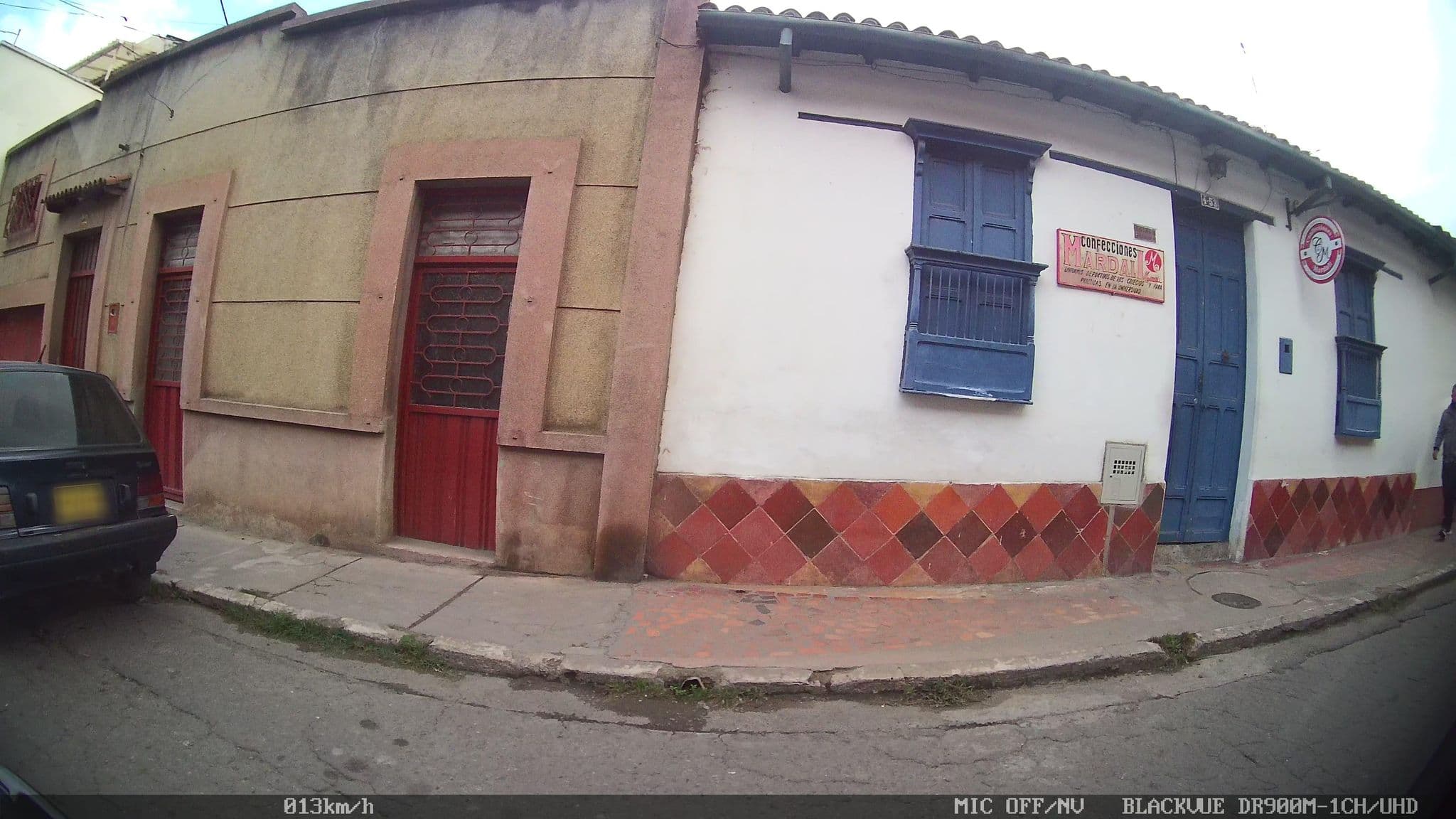 Street view near Posada del Carmelo, Pamplona — © kaart_2 (CC BY-SA · Mapillary)