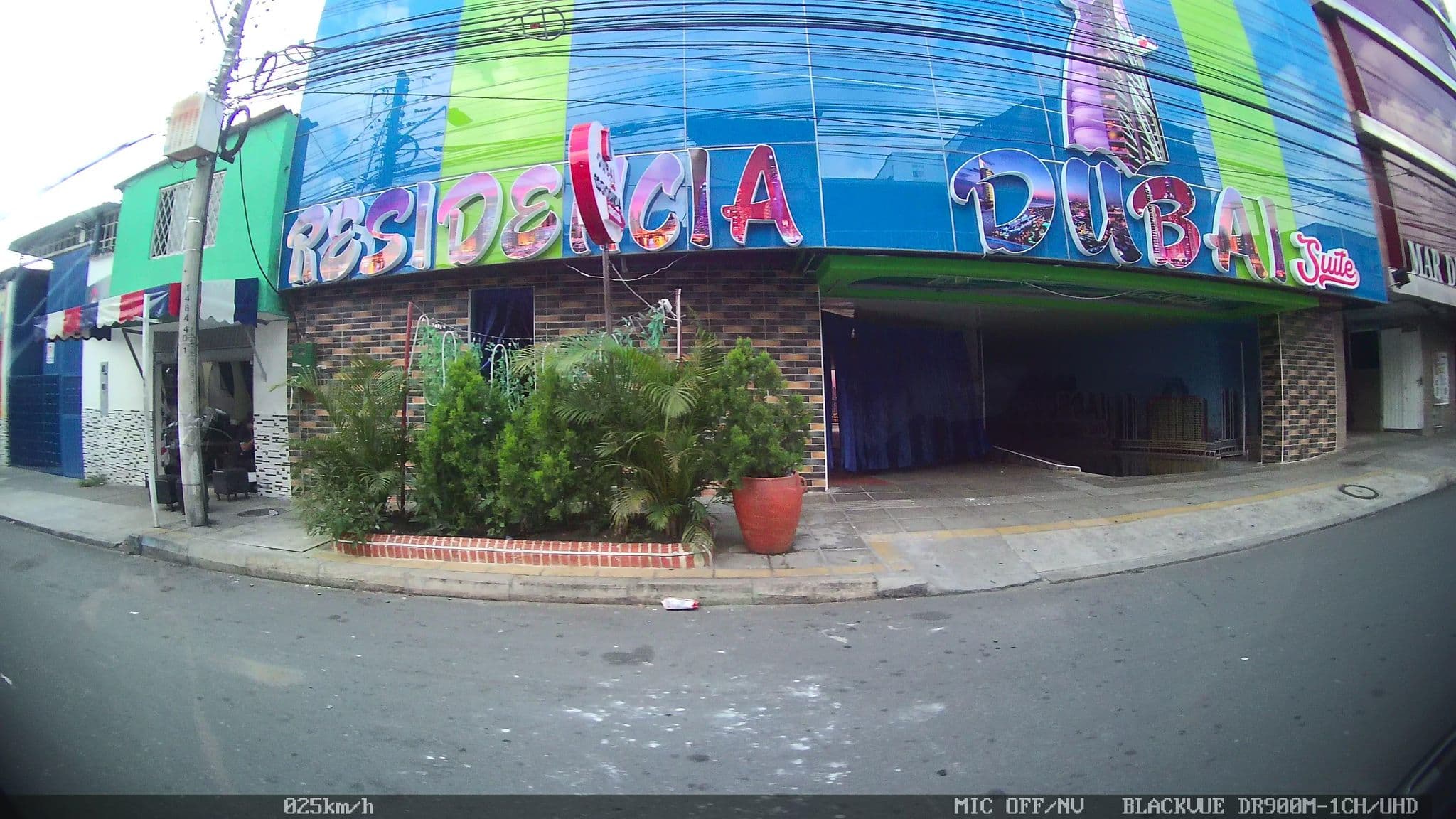 Street view near Hotel Campestre Cacique Yarigui, Bucaramanga — © kaart_2 (CC BY-SA · Mapillary)