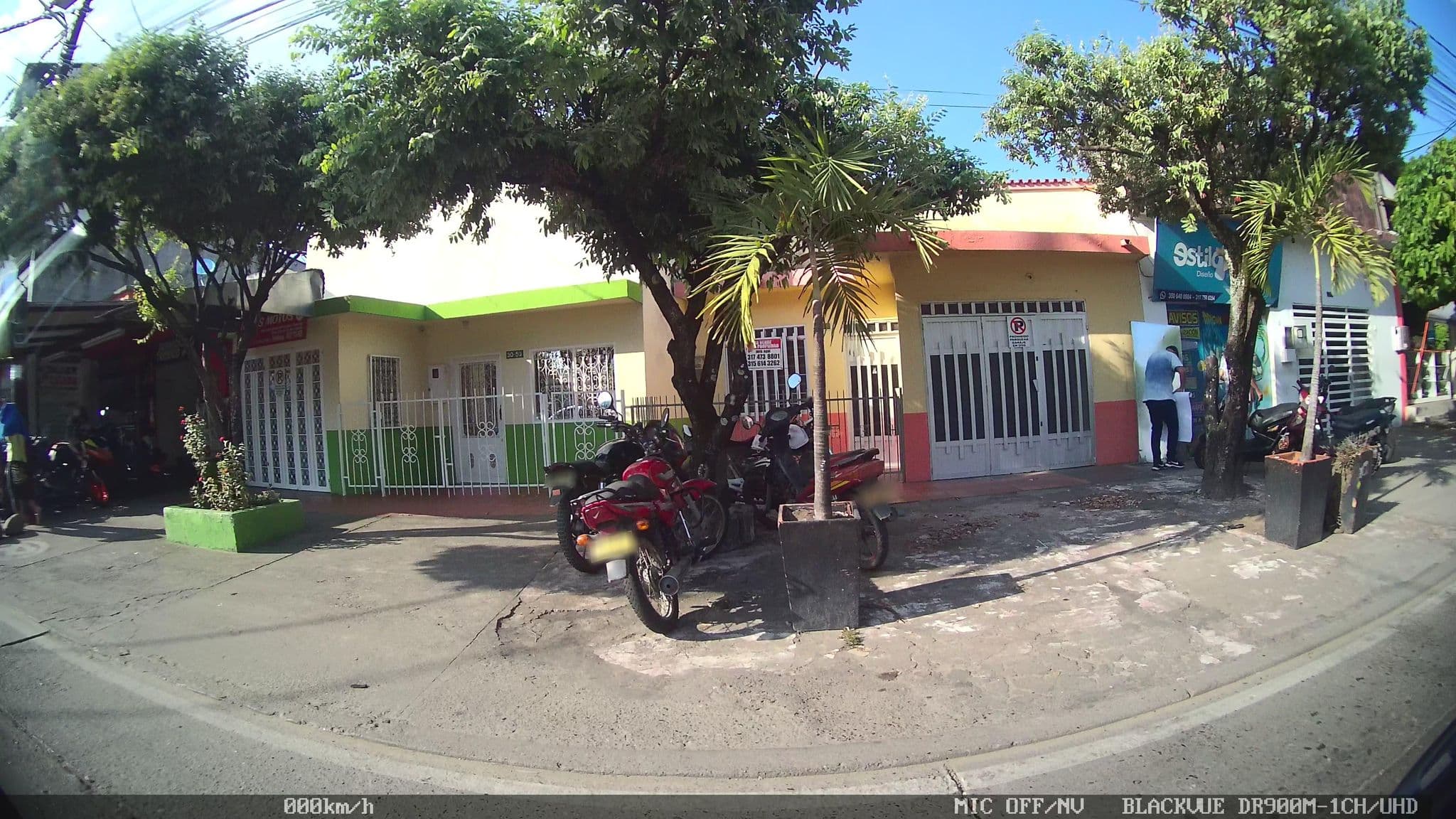 Street view near Hostal Machin Plaza, Barrancabermeja — © kaart_2 (CC BY-SA · Mapillary)