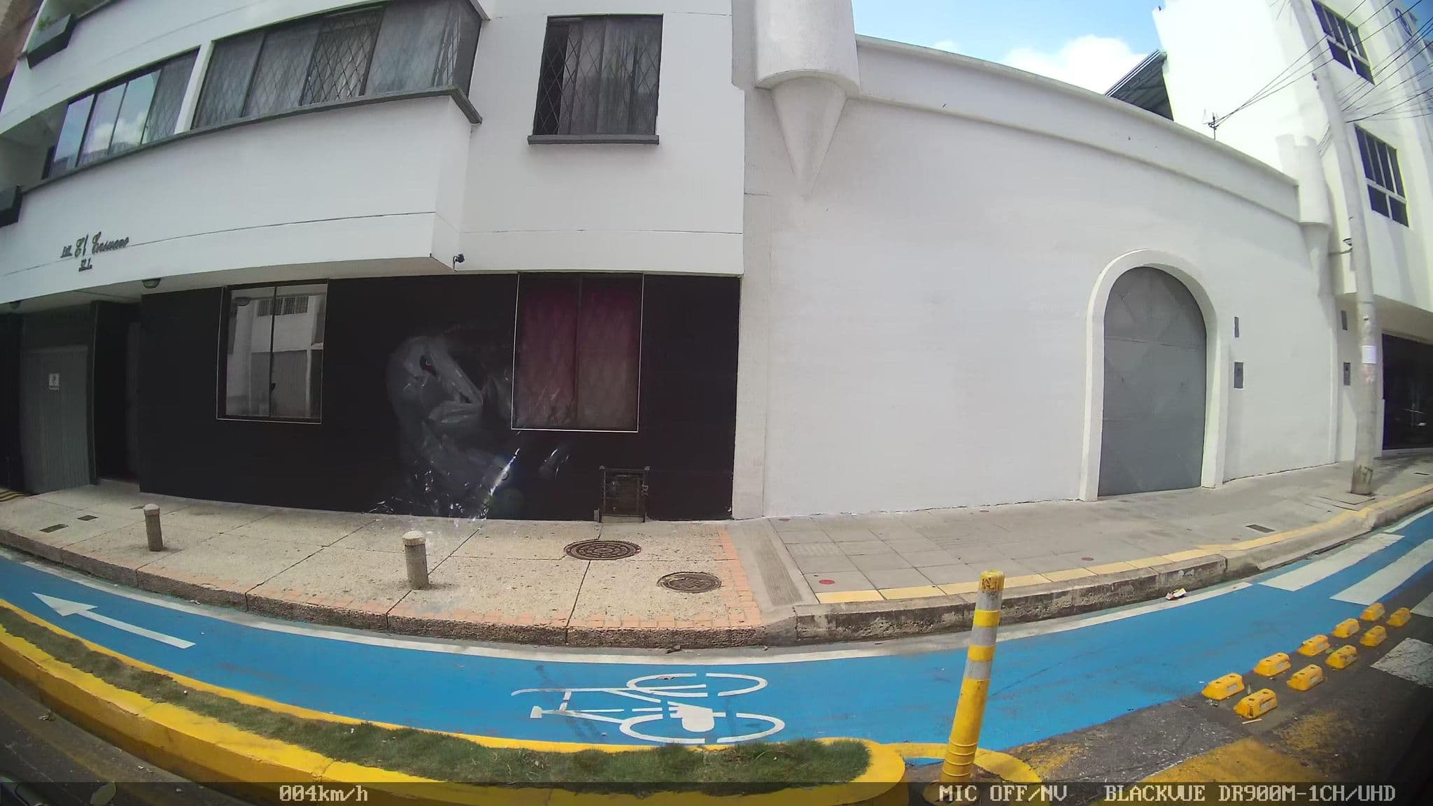 Street view near Hotel Giron Chill Out, Bucaramanga — © kaart_2 (CC BY-SA · Mapillary)