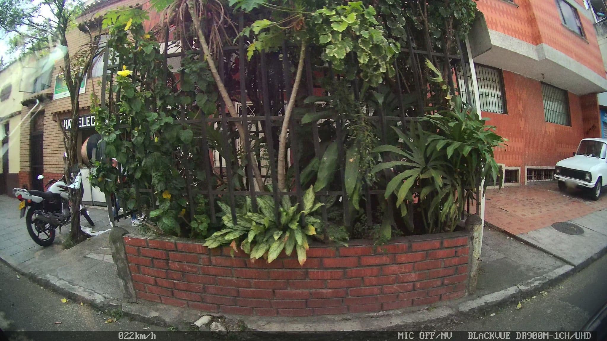 Street view near hotel d'leon, Bucaramanga — © kaart_2 (CC BY-SA · Mapillary)