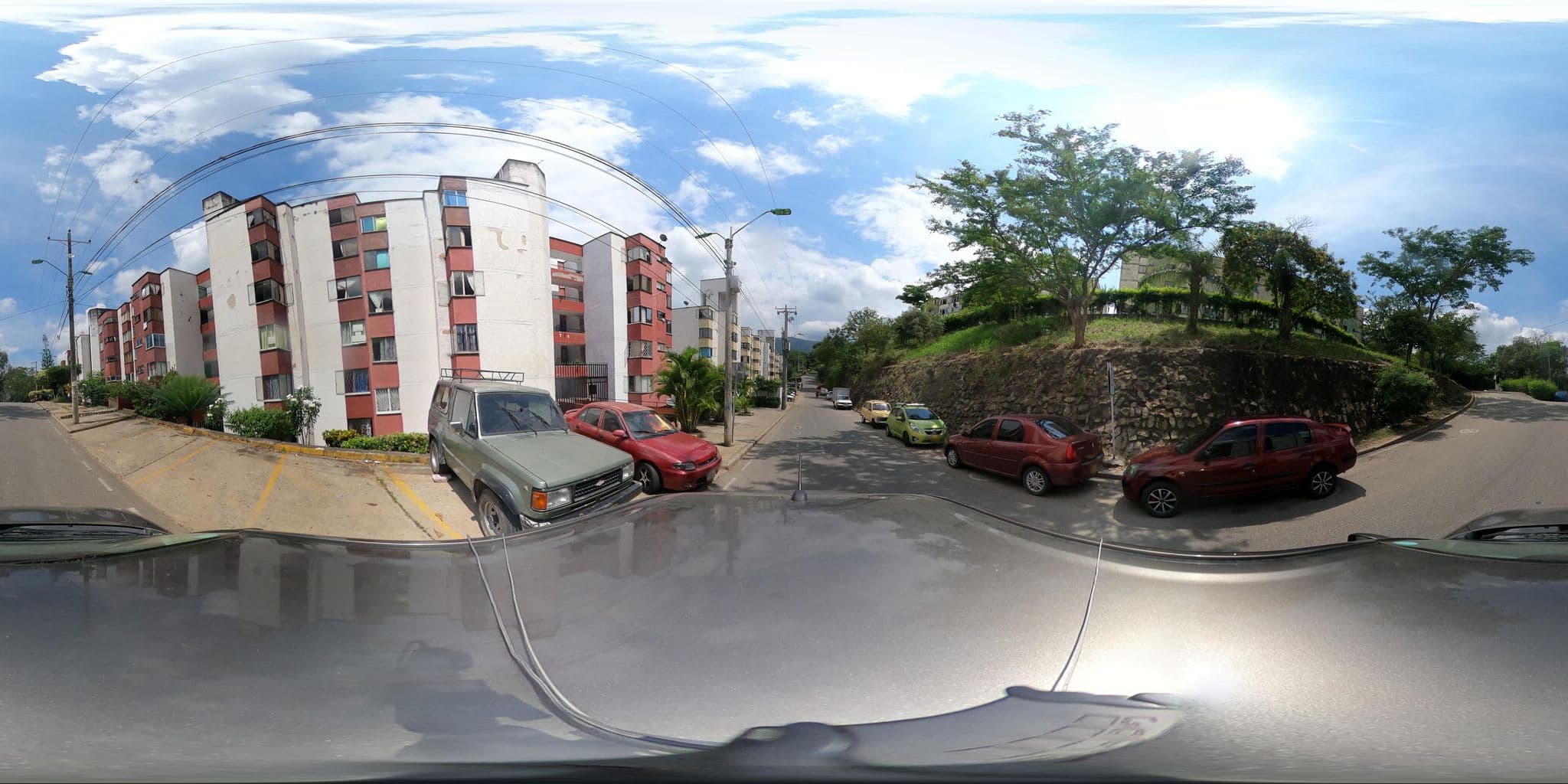 Street view near Hotel Montefiori, Bucaramanga — © innerpace360 (CC BY-SA · Mapillary)