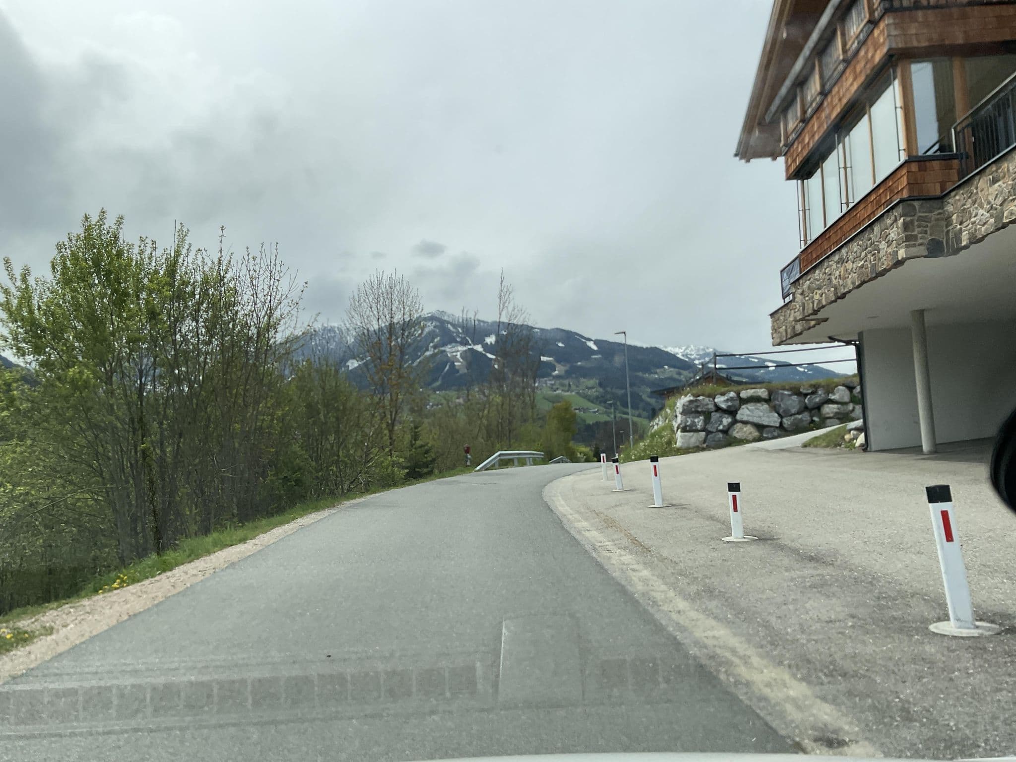 Street view near Piekvier, Schladming