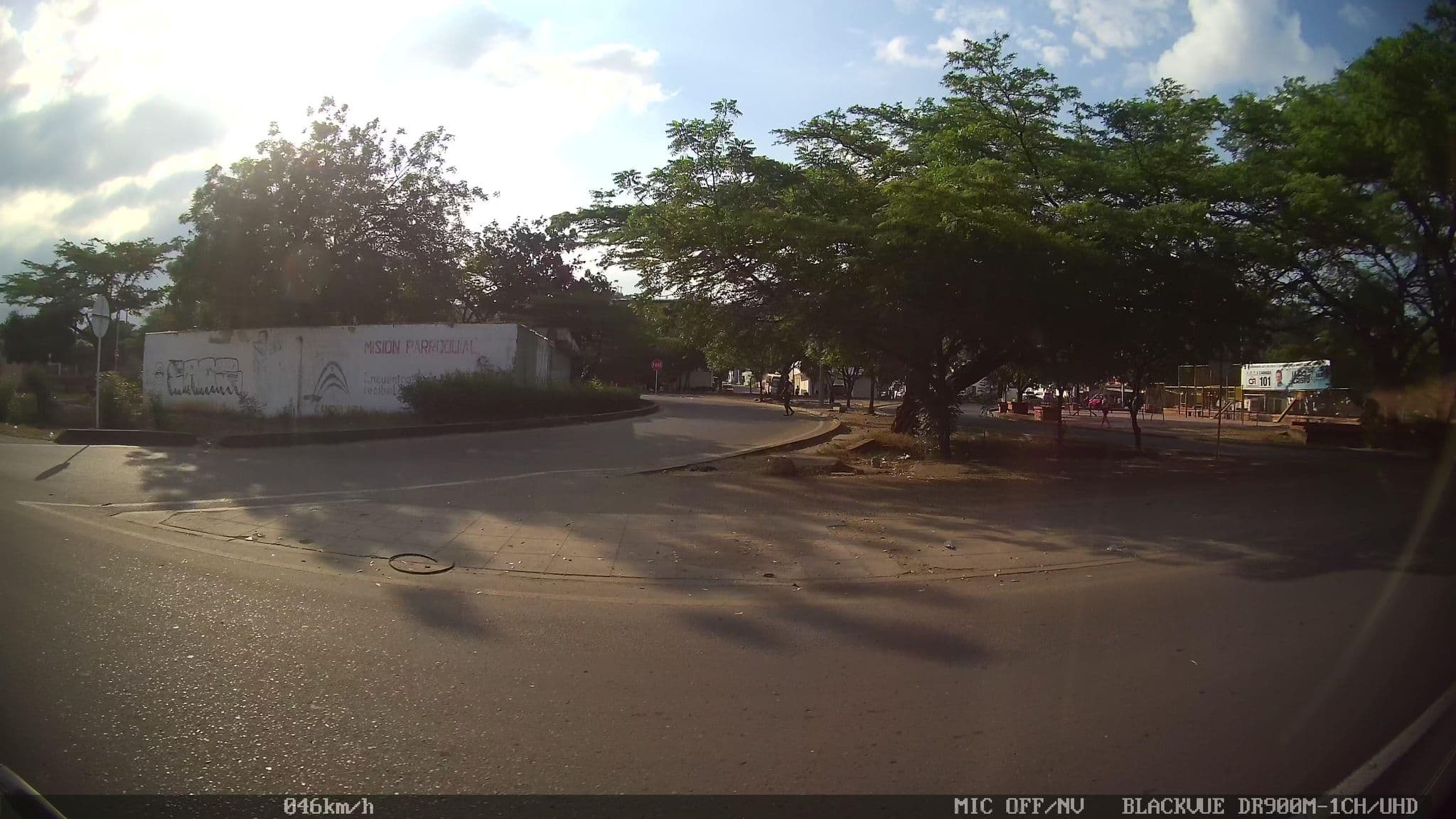 Street view near Hotel La Sevillana, Cúcuta — © kaart_2 (CC BY-SA · Mapillary)