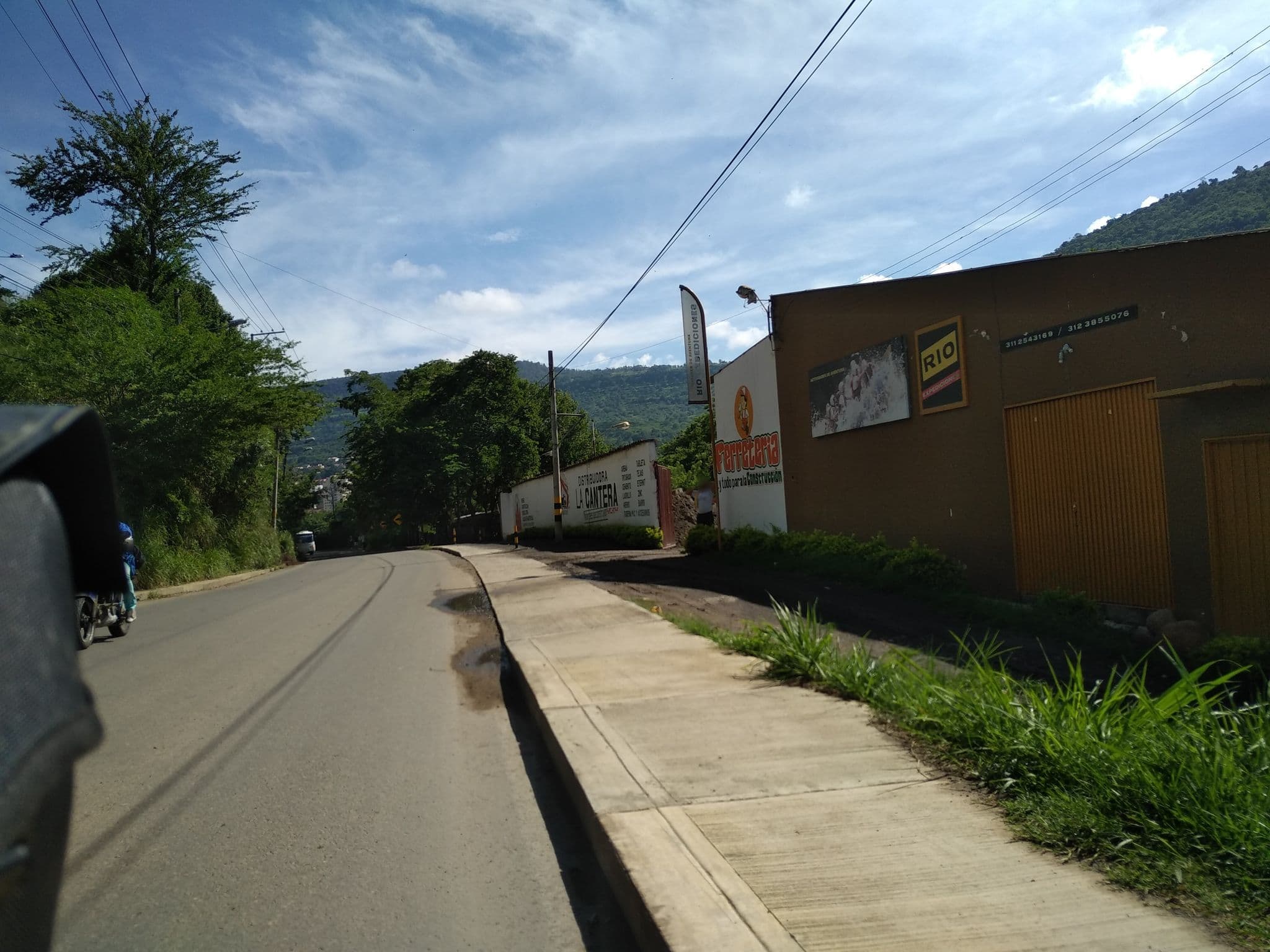 Street view near Hotel Posada Campestre, San Gil — © nomadmapper (CC BY-SA · Mapillary)
