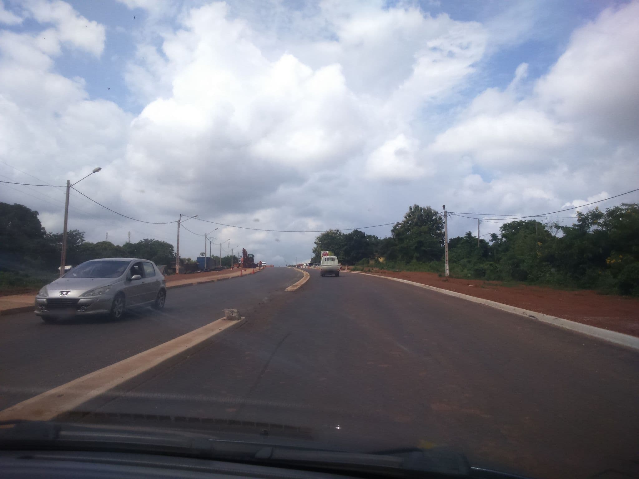 Street view near Malik Hôtel, Abengourou — © abenesit (CC BY-SA · Mapillary)
