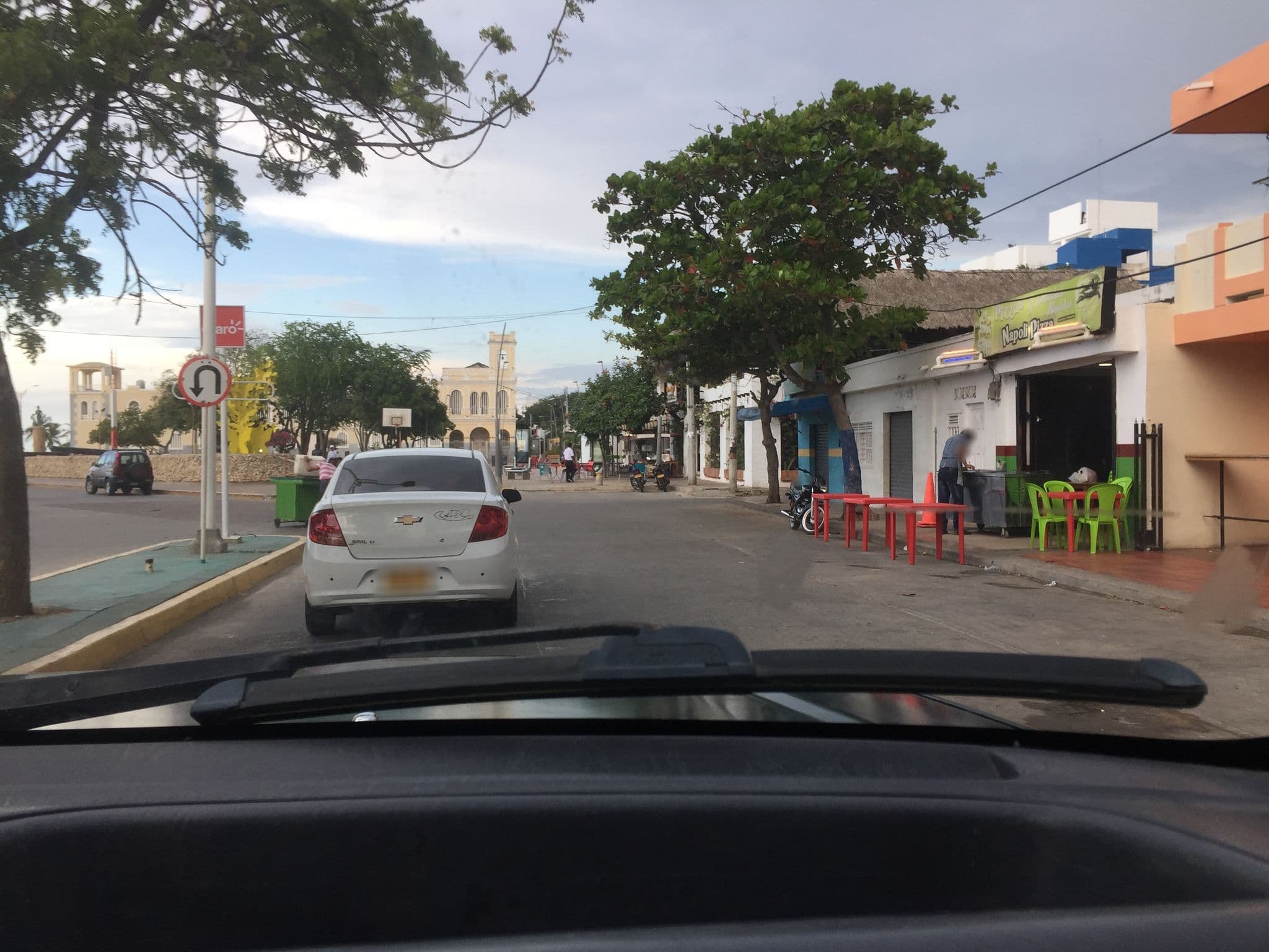 Street view near CASA DE HUESPEDES LUNA NUEVA, Riohacha — © zayrao (CC BY-SA · Mapillary)