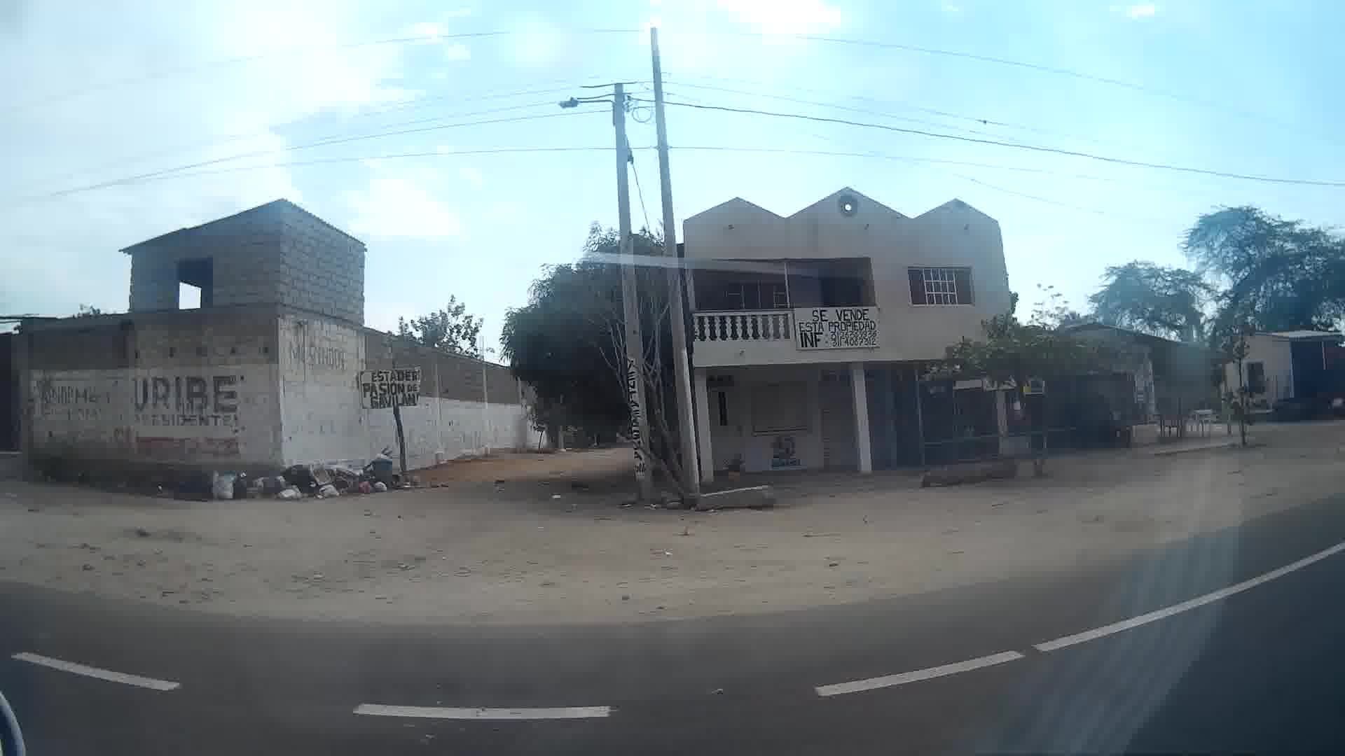 Street view near Hotel Manglares Santa Marta, Ciénaga — © humano (CC BY-SA · Mapillary)