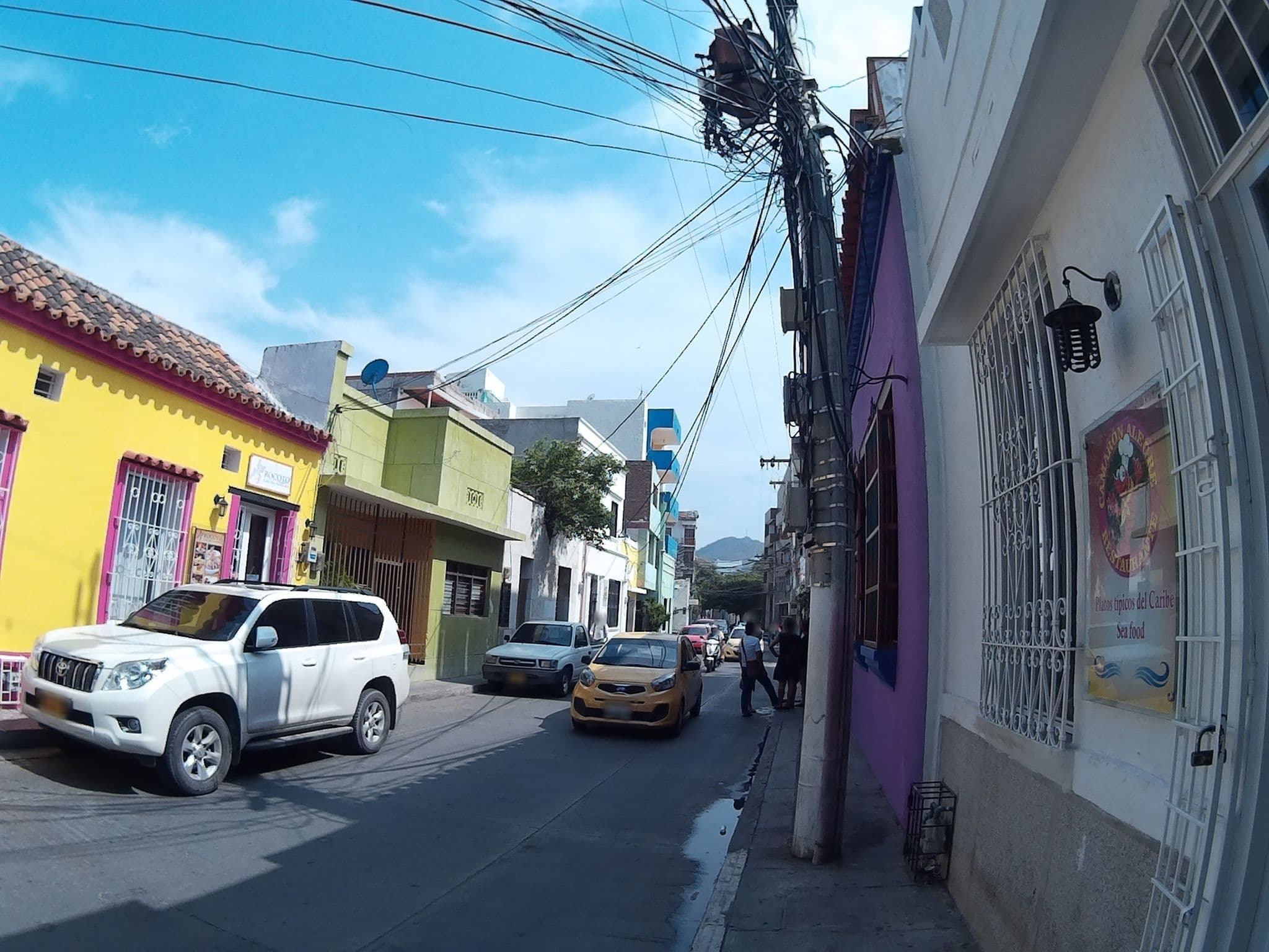 Street view near Solymar Hotel, Santa Marta — © humano (CC BY-SA · Mapillary)