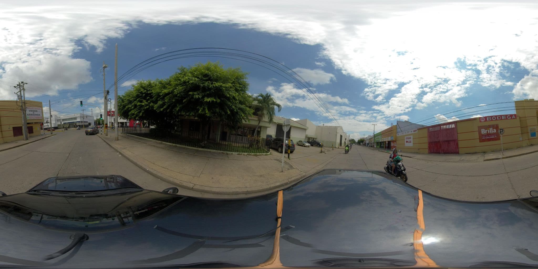 Street view near Hotel Sicarare Royal, Valledupar — © ramosgluis (CC BY-SA · Mapillary)