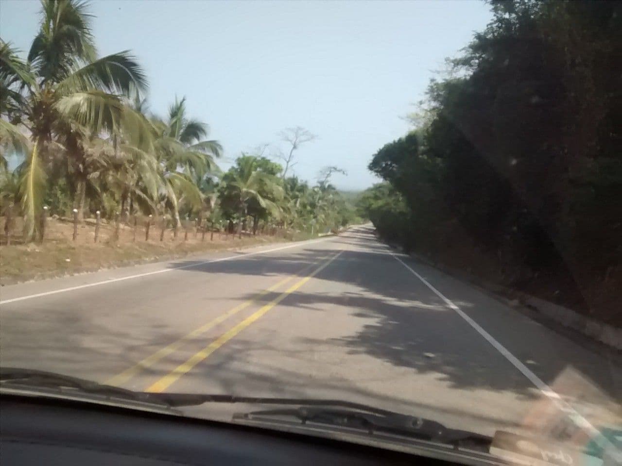 Street view near Hotel Coco Beach Palomino, Dibulla — © arttesano (CC BY-SA · Mapillary)
