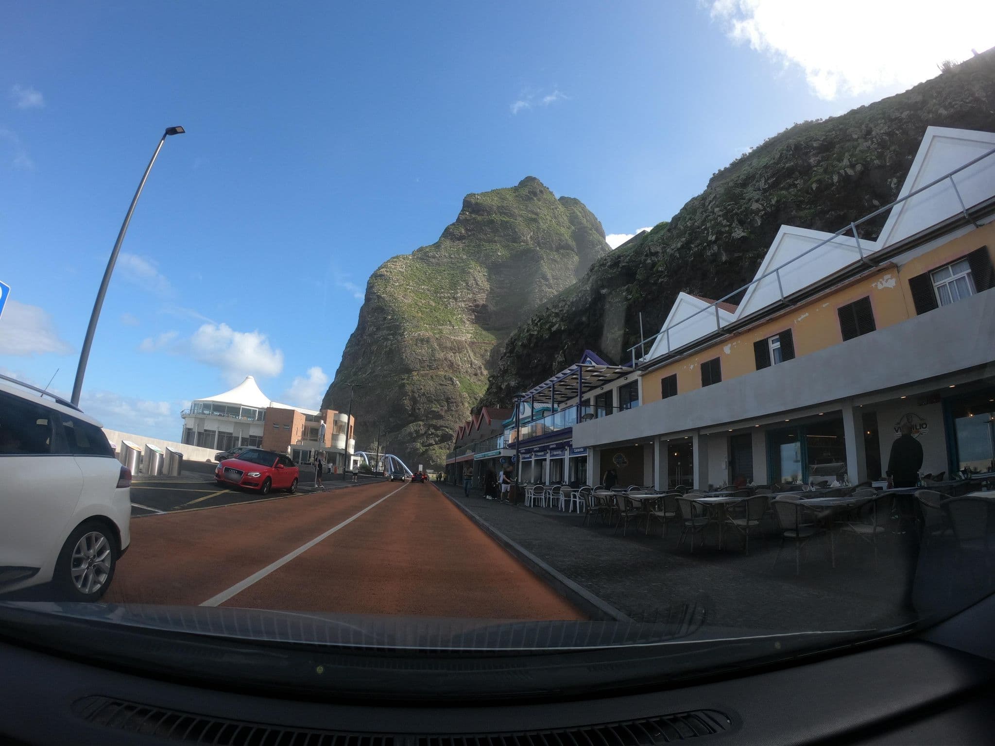 Street view near Hospedagem do Virgilio, São Vicente — © filipesilva (CC BY-SA · Mapillary)