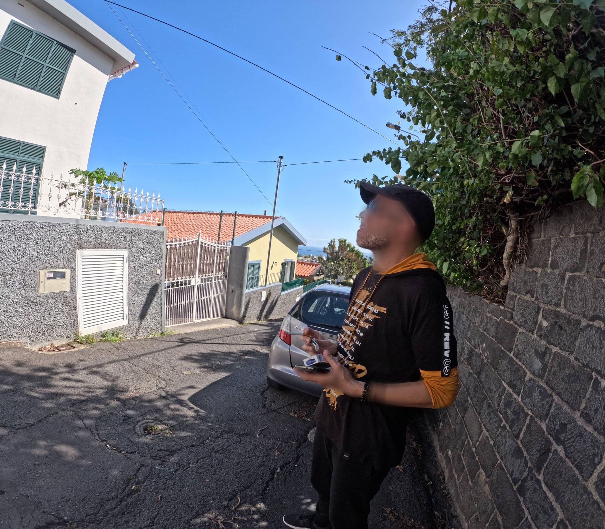 Street view near Hotel Savoy Gardens, São Martinho — © nunocaldeira (CC BY-SA · Mapillary)