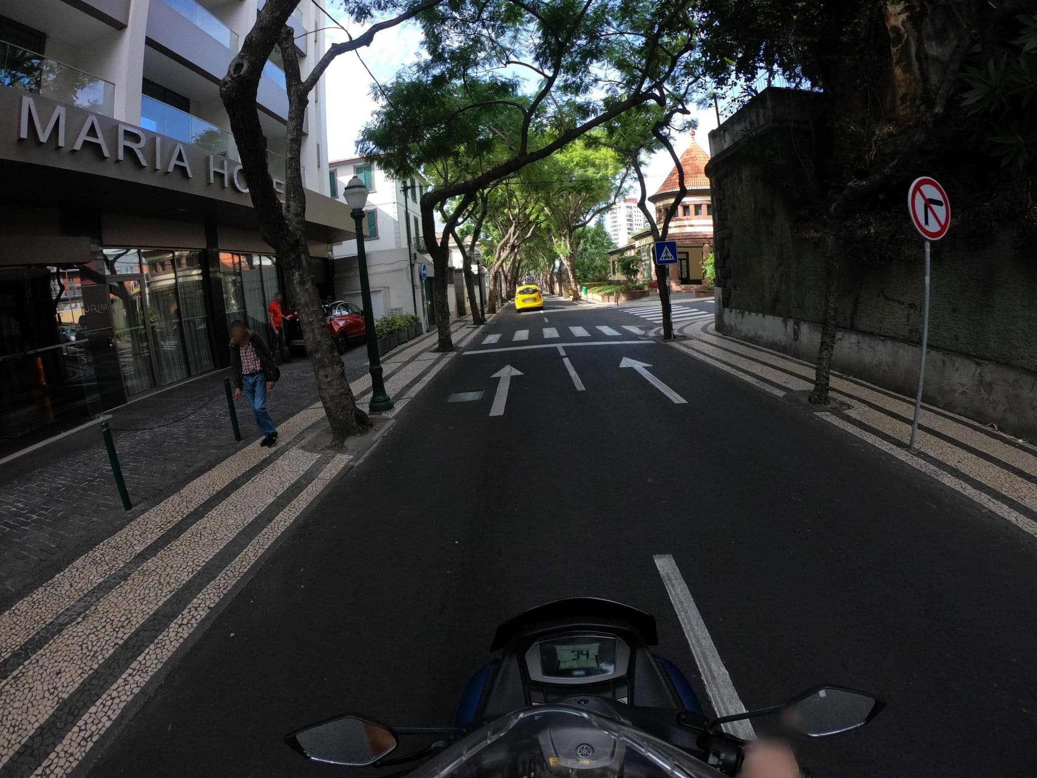 Street view near Hotel Santa Maria, Santa Luzia — © filipesilva (CC BY-SA · Mapillary)