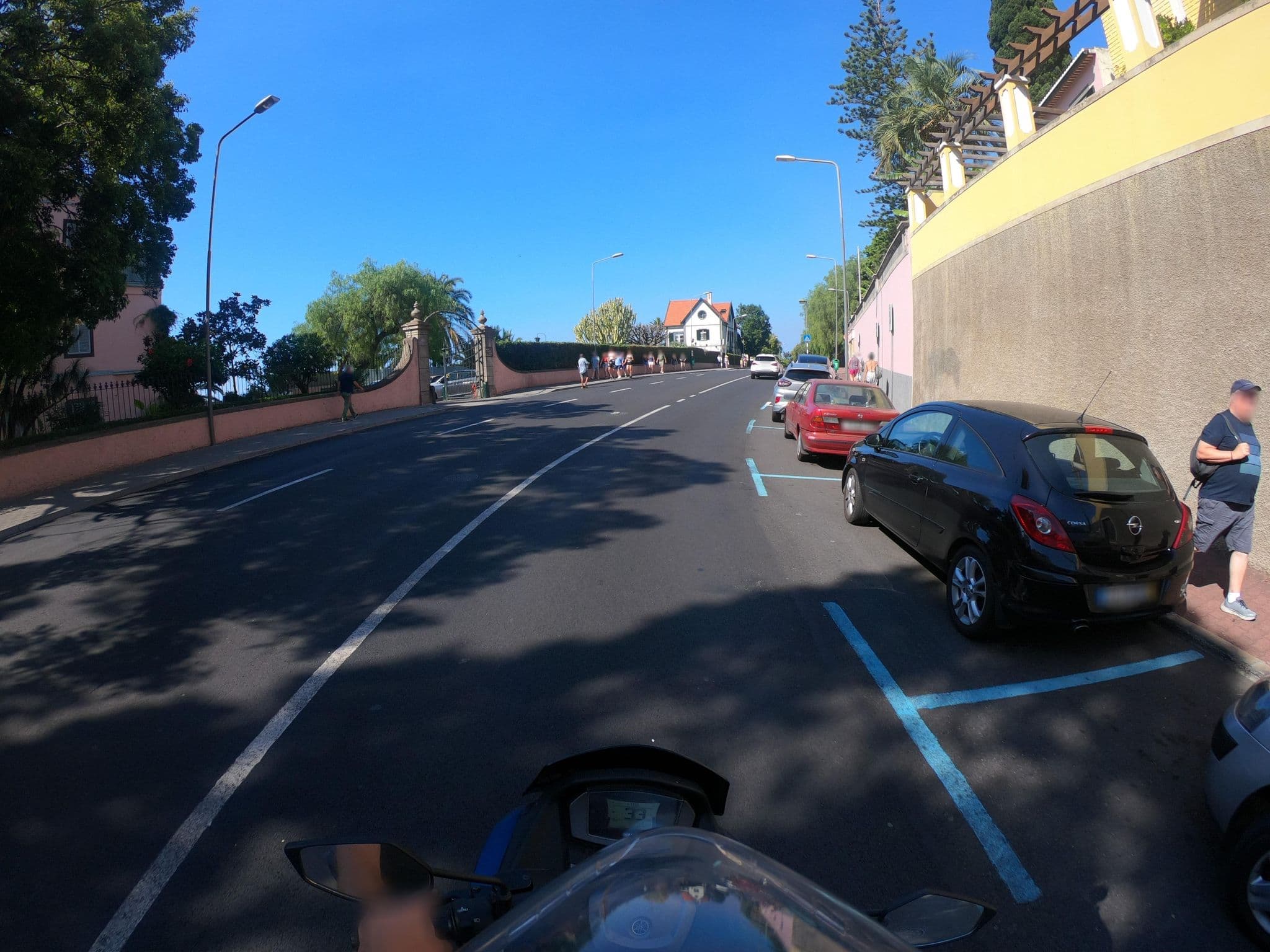 Street view near Island Hotel, Limited - Repesentação Permanente, São Martinho — © filipesilva (CC BY-SA · Mapillary)