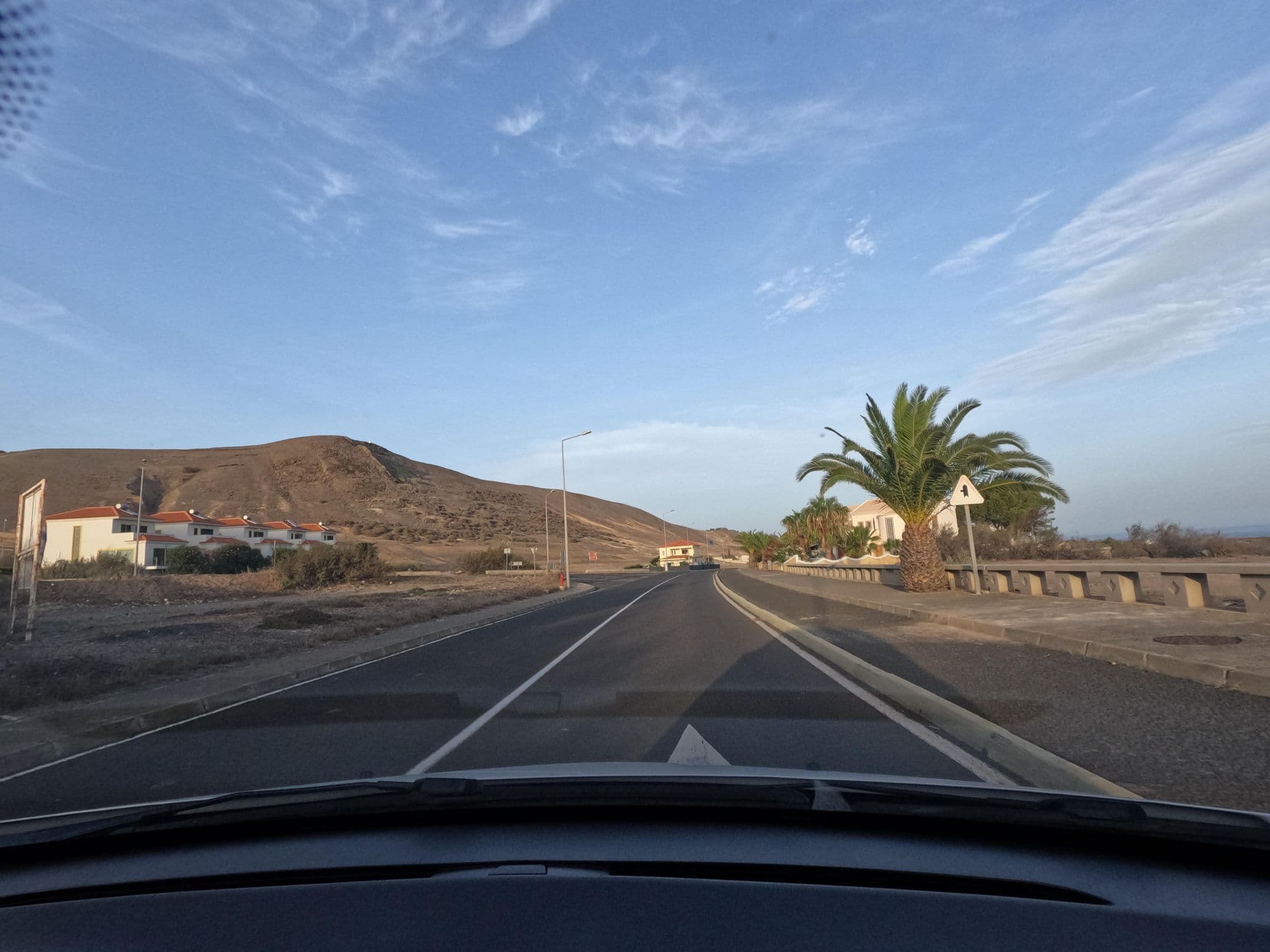Street view near Pestana Ilha Dourada, Caniçal — © oferreira (CC BY-SA · Mapillary)