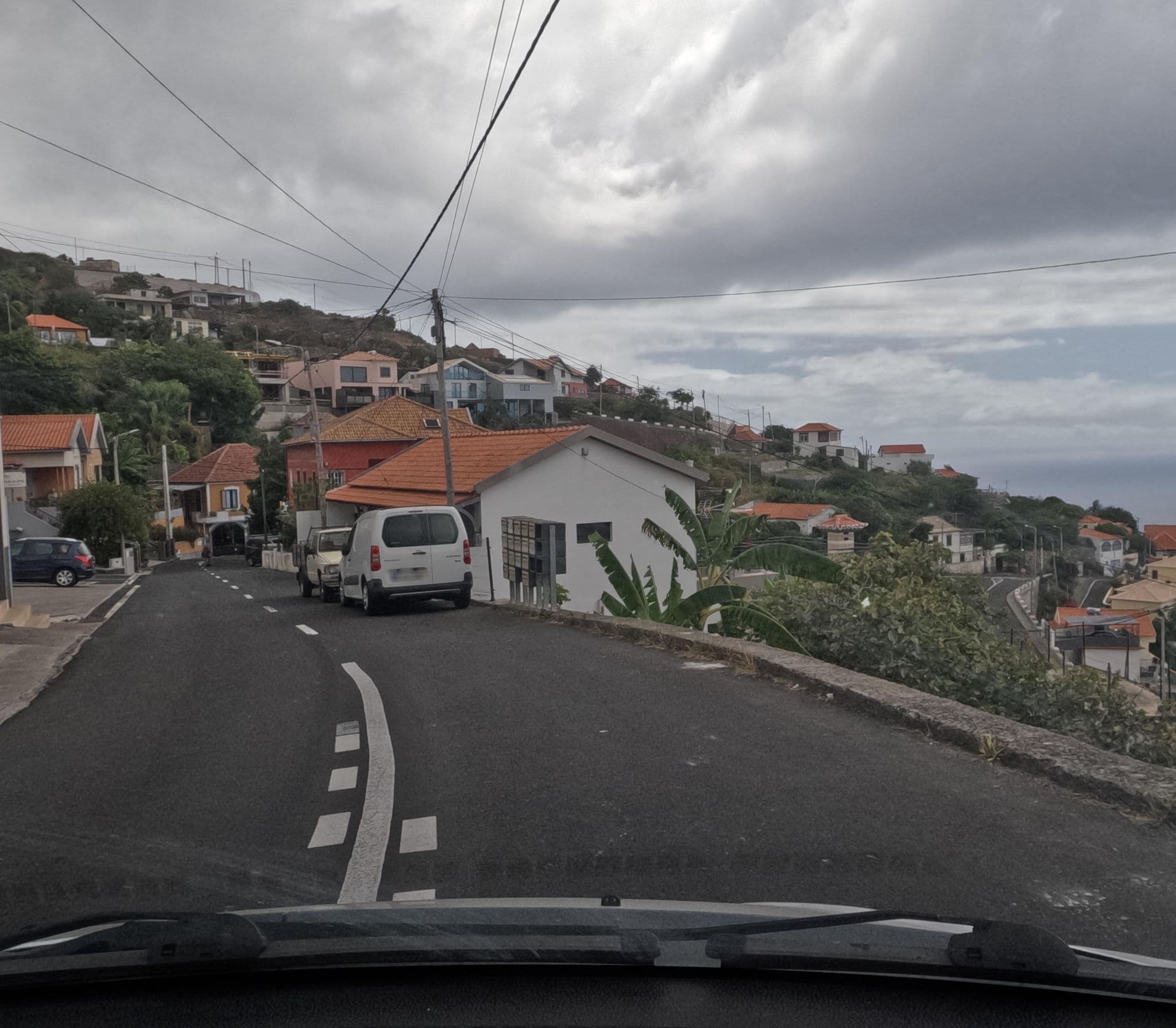 Street view near Dazkarizeh 73, Ribeira Brava — © nunocaldeira (CC BY-SA · Mapillary)
