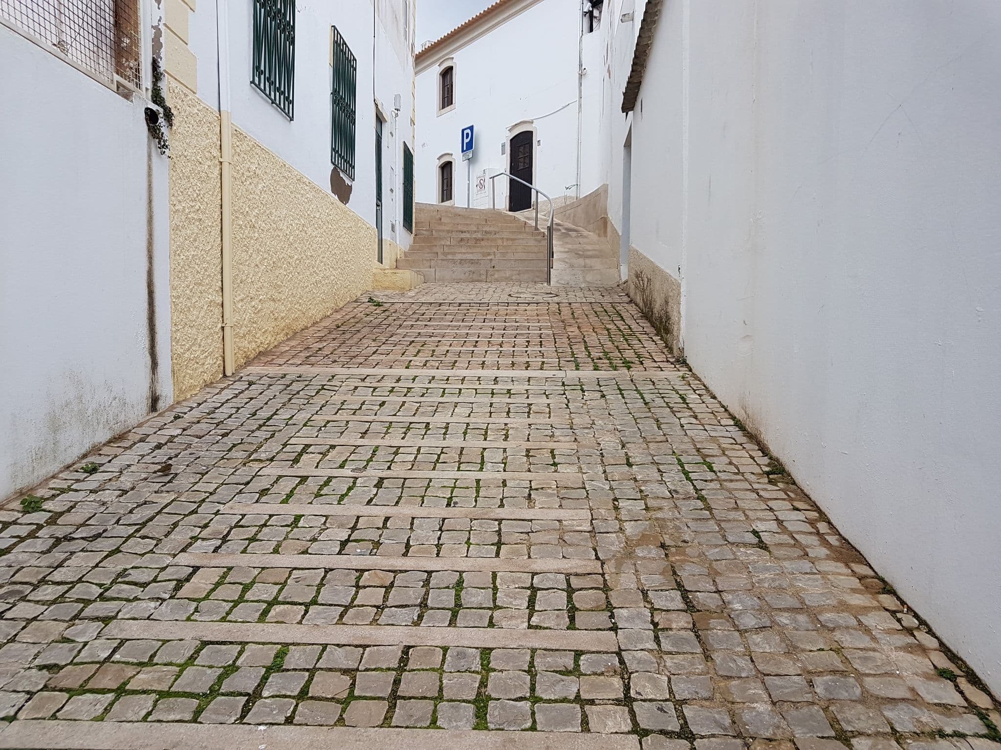 Street view near Studio Sal, Albufeira — © jopparn (CC BY-SA · Mapillary)