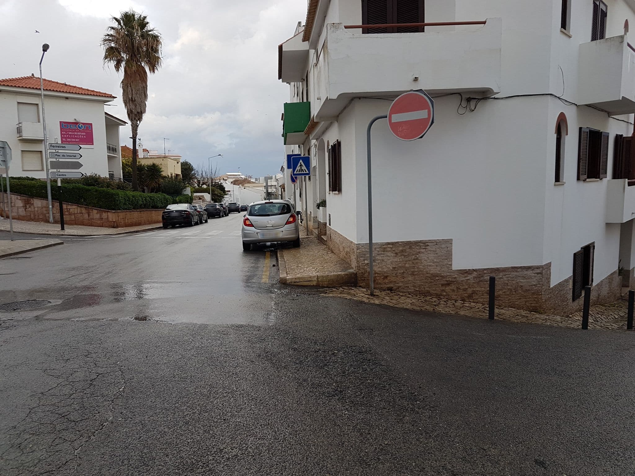 Street view near Rainha D. Leonor, Albufeira — © jopparn (CC BY-SA · Mapillary)