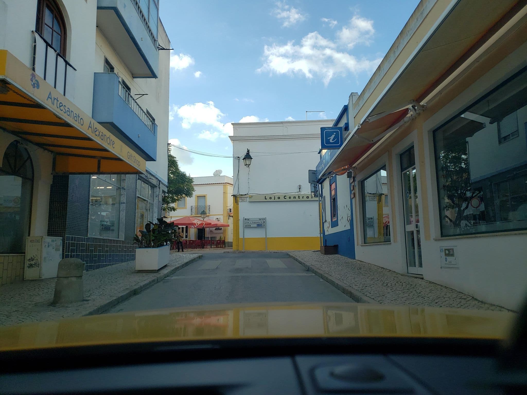 Street view near Flsociedade Turistica da Penina S.A., Alvor — © mapfool (CC BY-SA · Mapillary)