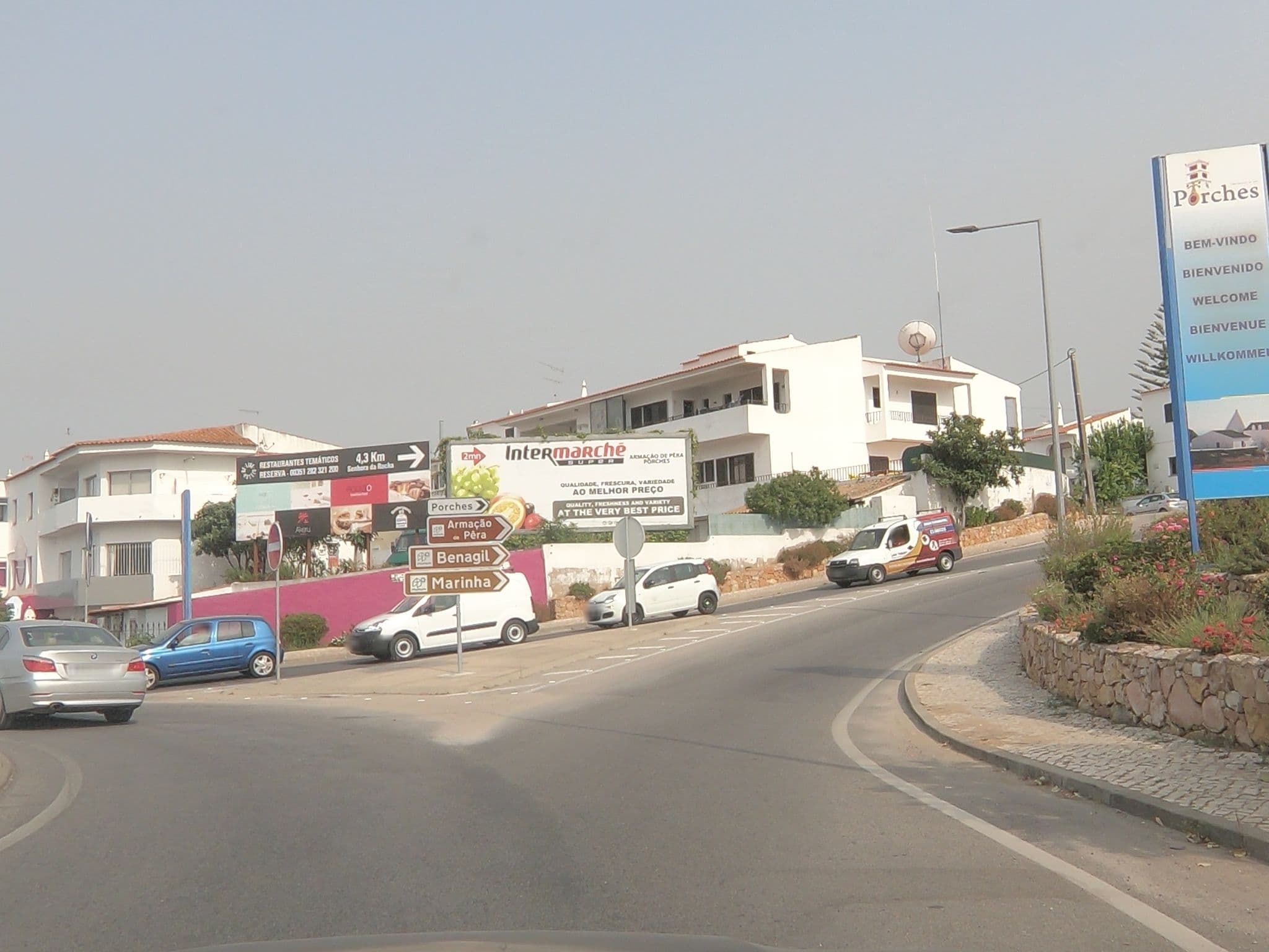 Street view near Vilalara Longevity Thalassa & Medical Spa, Porches — © sanjorgepinho (CC BY-SA · Mapillary)