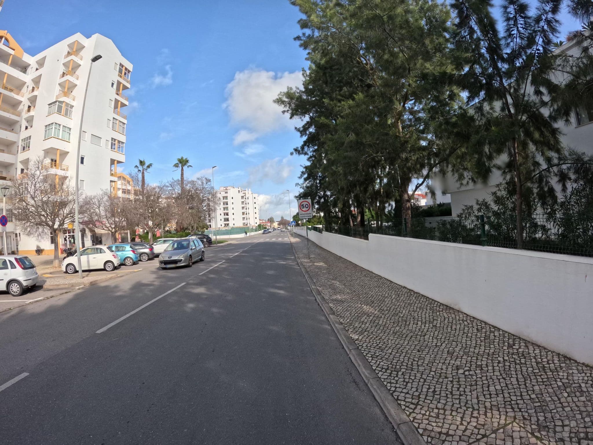 Street view near Estudio Lagos, Porto de Mós — © claudiop (CC BY-SA · Mapillary)