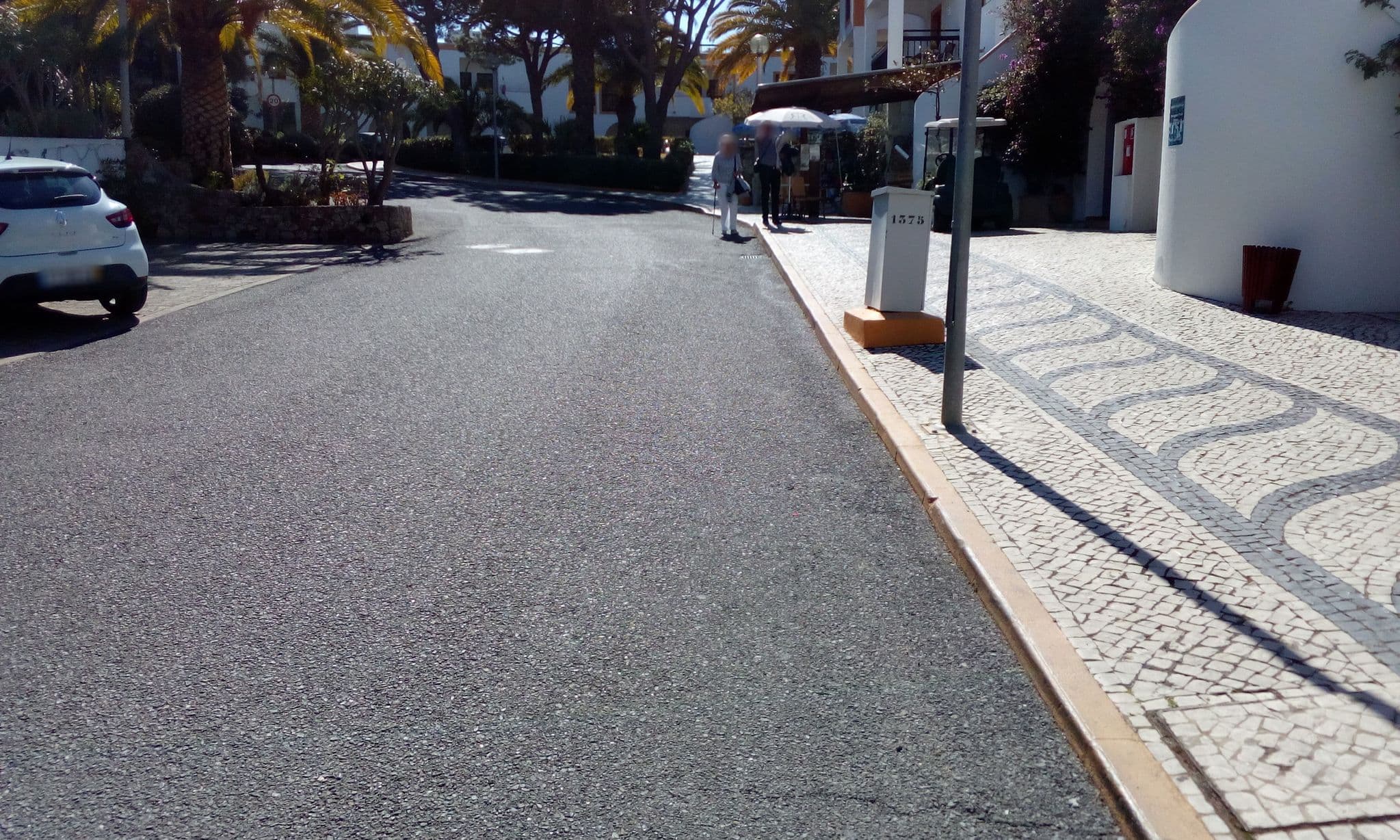 Street view near Swimming Pool, Olhos de Água — © micmin1972 (CC BY-SA · Mapillary)