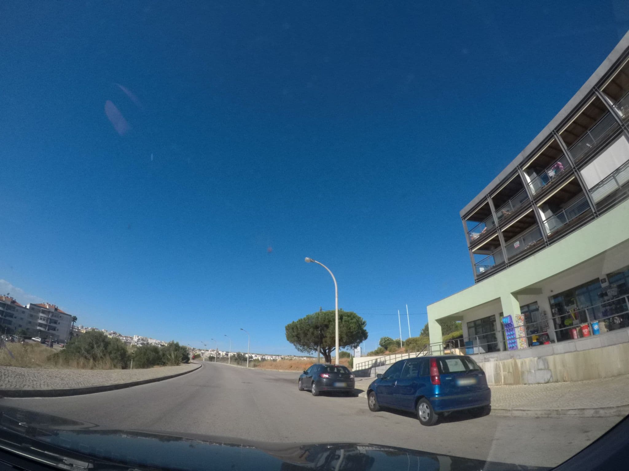 Street view near Clube Marina Park Lagos, Lagos — © agamemnon (CC BY-SA · Mapillary)
