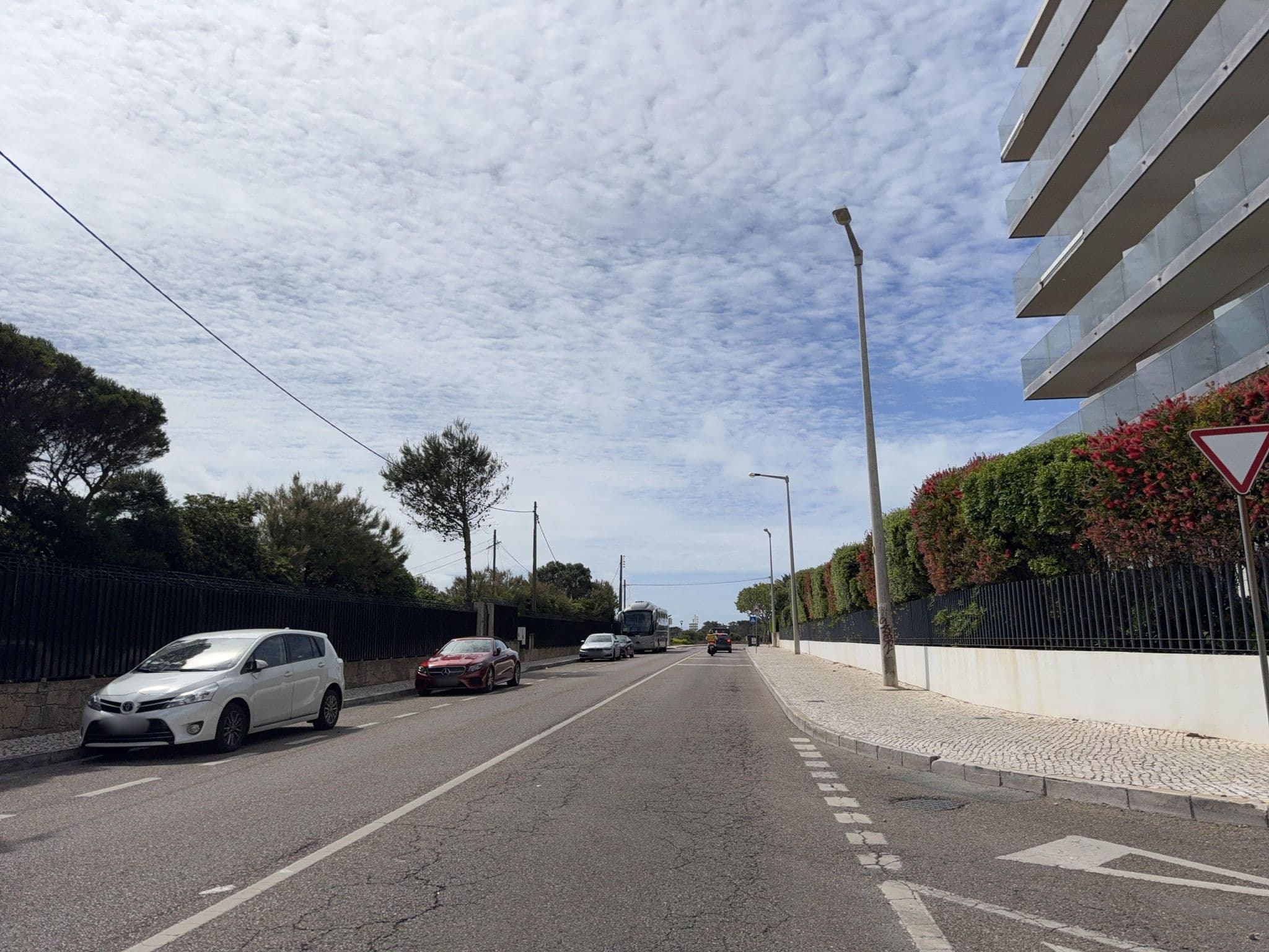Street view near Swimming Pool, Cascais — © RSTQ (CC BY-SA · Mapillary)