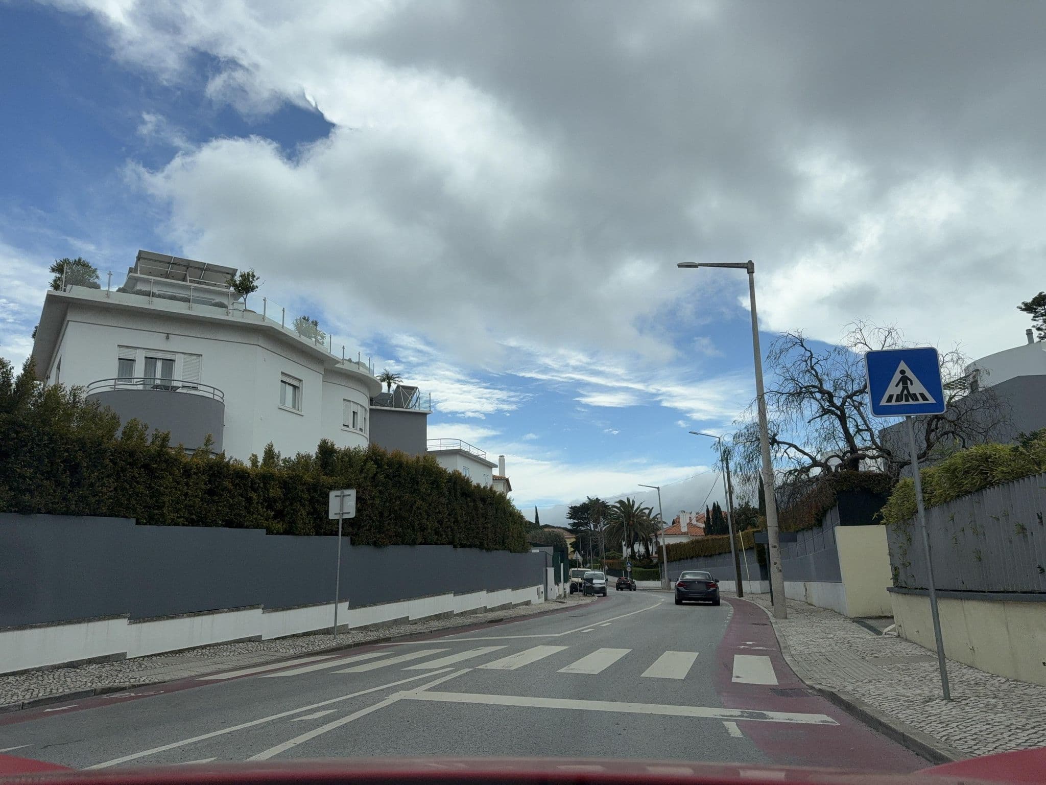 Street view near Charming Estoril Guesthouse B&B, Estoril — © RSTQ (CC BY-SA · Mapillary)