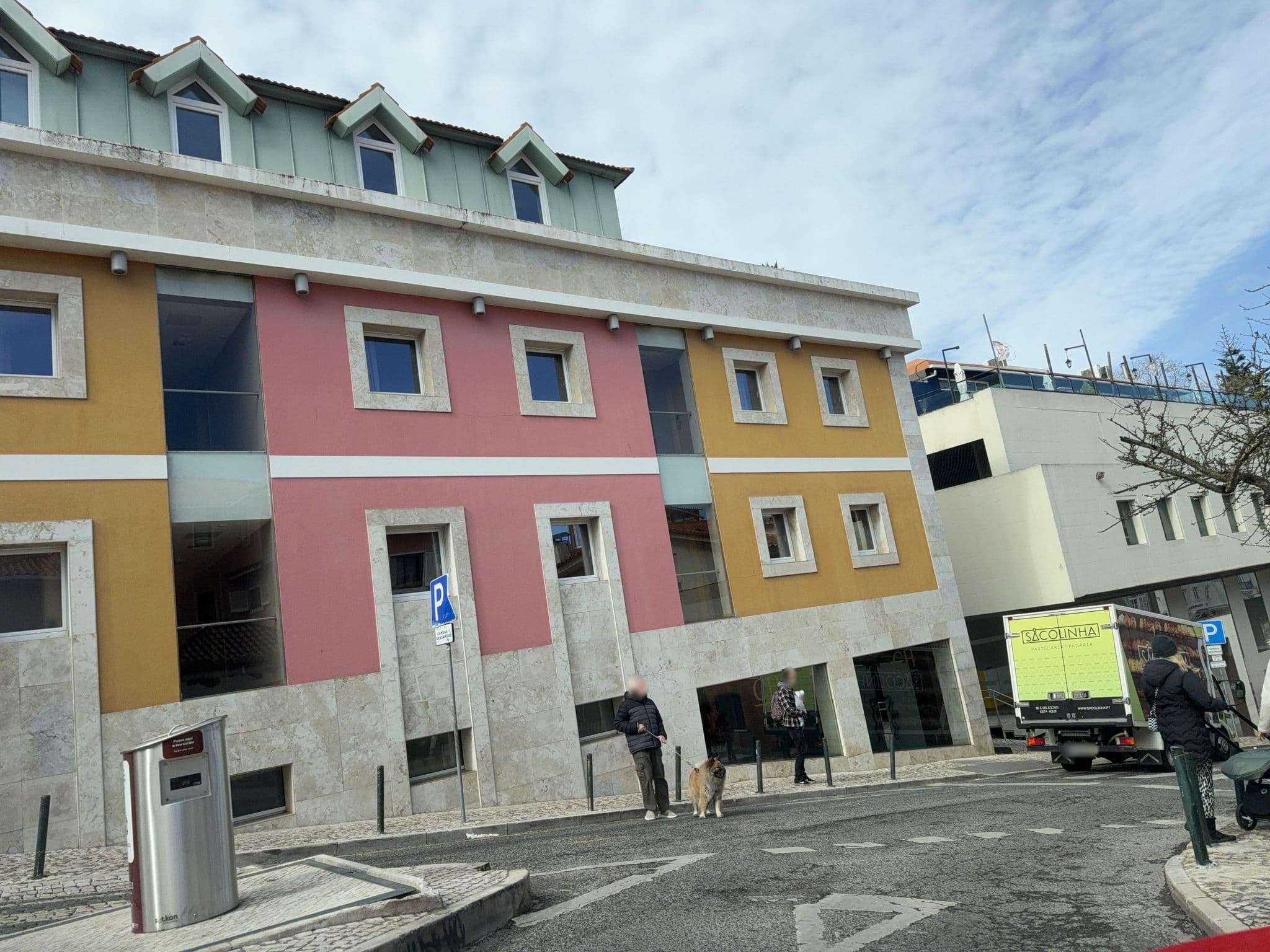 Street view near Argomaniz Hotelaria e Turismo, Cascais — © RSTQ (CC BY-SA · Mapillary)