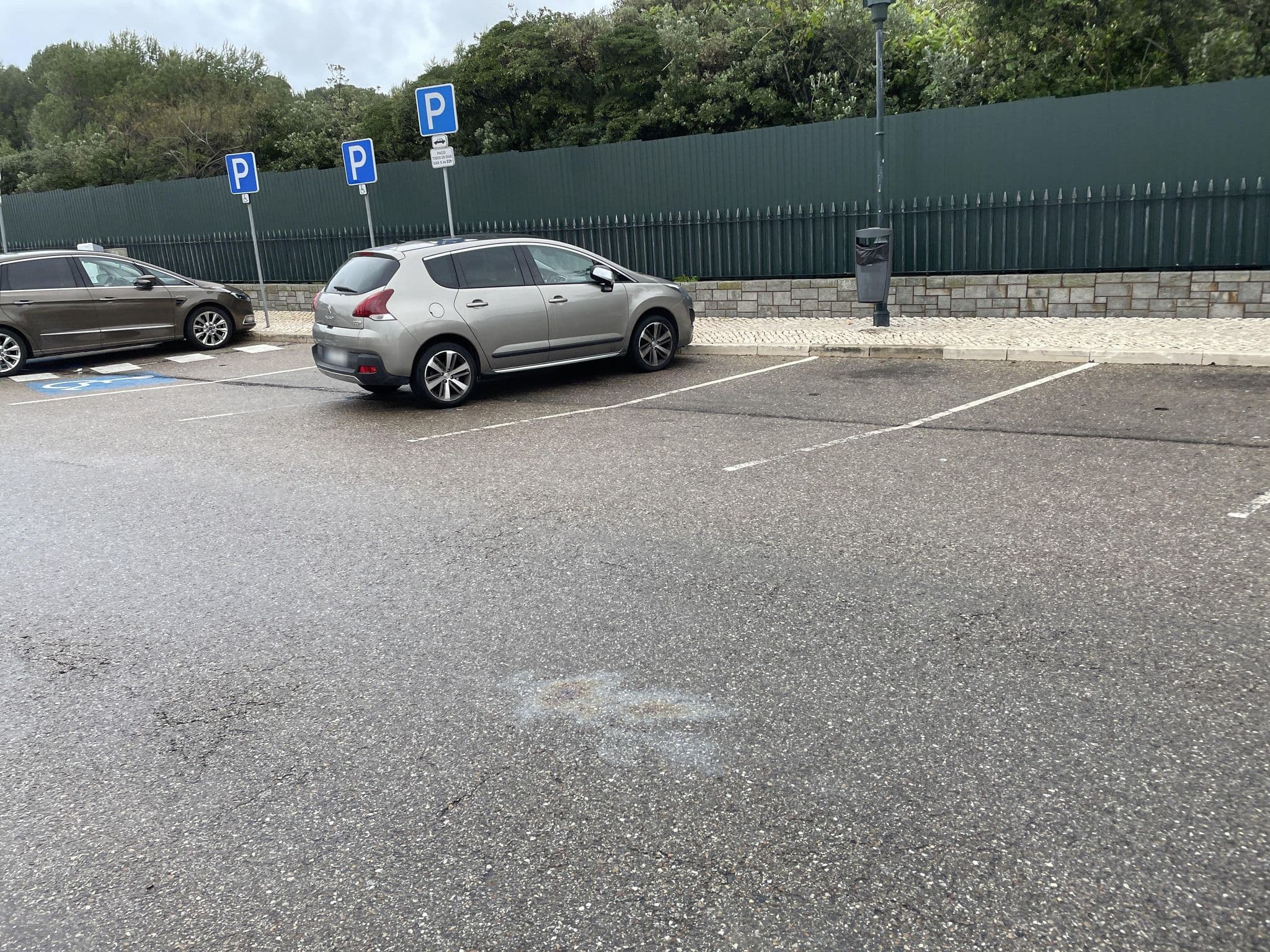 Street view near Deseinhoteis - Actividades Hoteleiras, Unip., Cascais — © seraq (CC BY-SA · Mapillary)