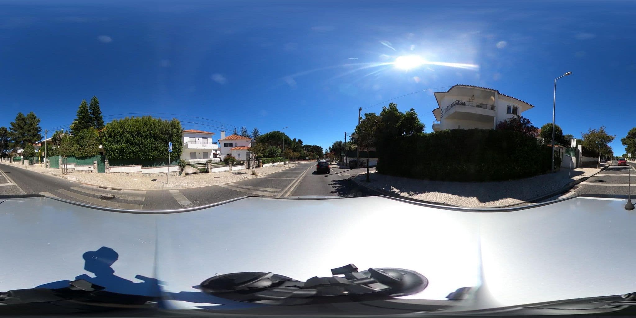 Street view near Quinta Do Barrieiro, Alvide — © waldyrious (CC BY-SA · Mapillary)