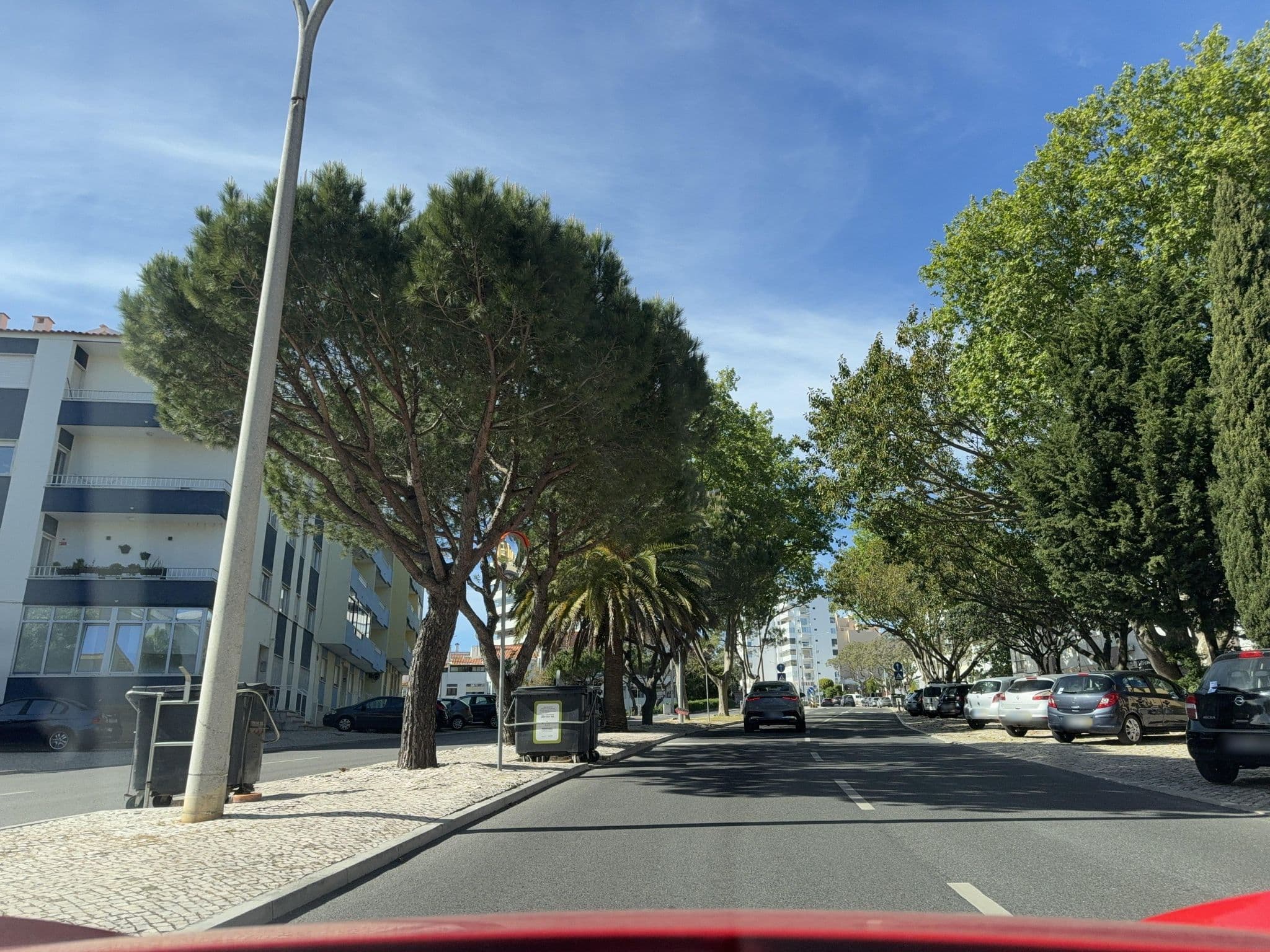 Street view near Welcome To Cascais - Color House, Cascais — © RSTQ (CC BY-SA · Mapillary)