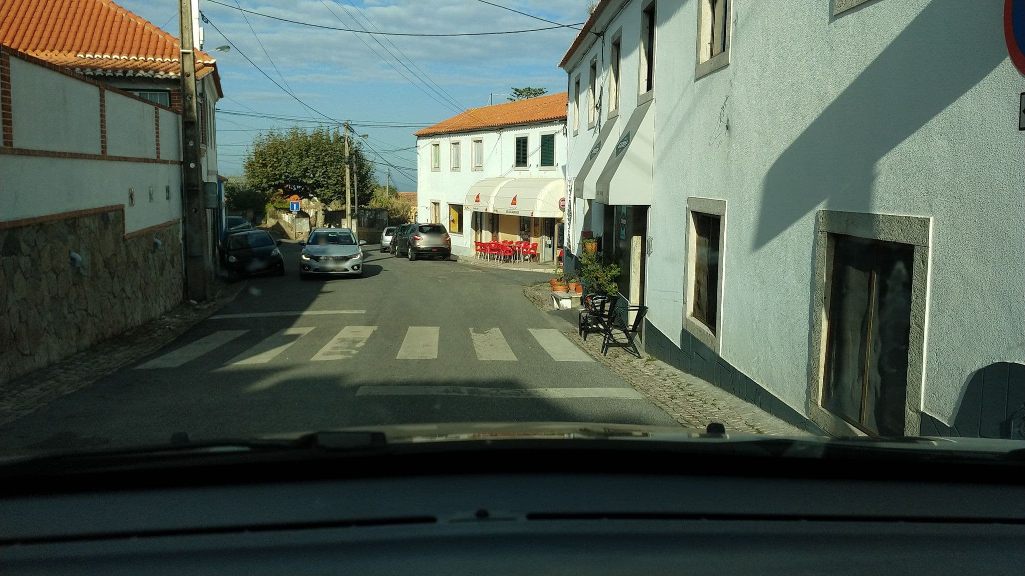 Street view near Pensão Sisudo, Ulgueira — © asimonelli (CC BY-SA · Mapillary)