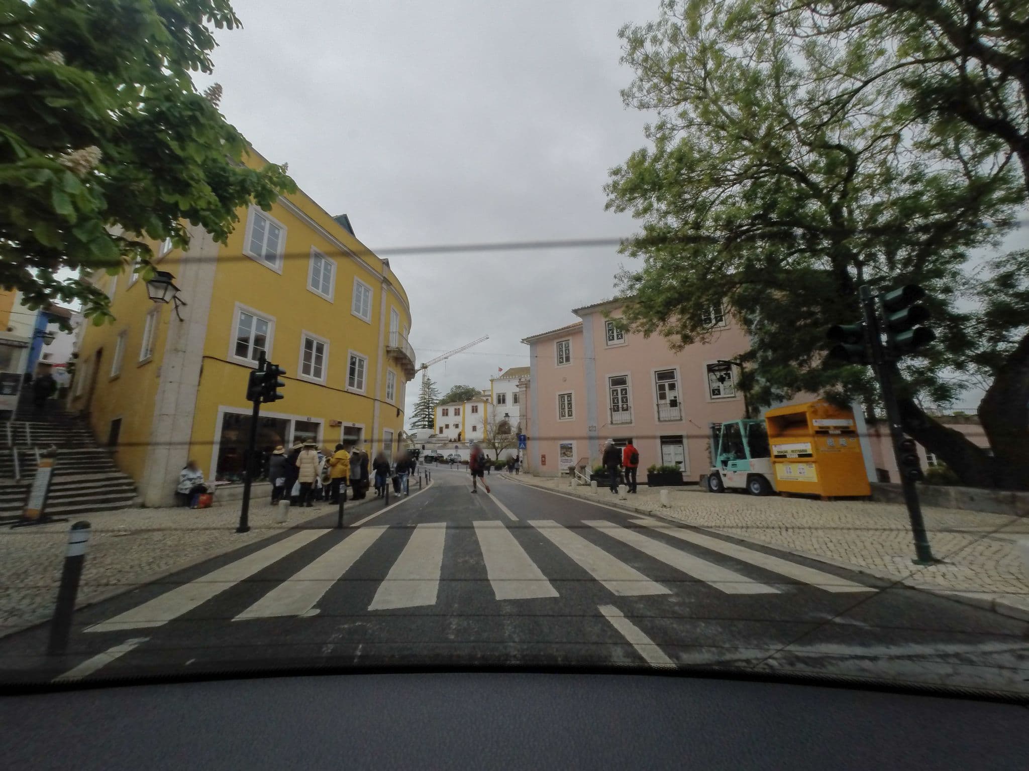 Street view near Casa dos Santos Sintra Apartments, Sintra — © davipt (CC BY-SA · Mapillary)