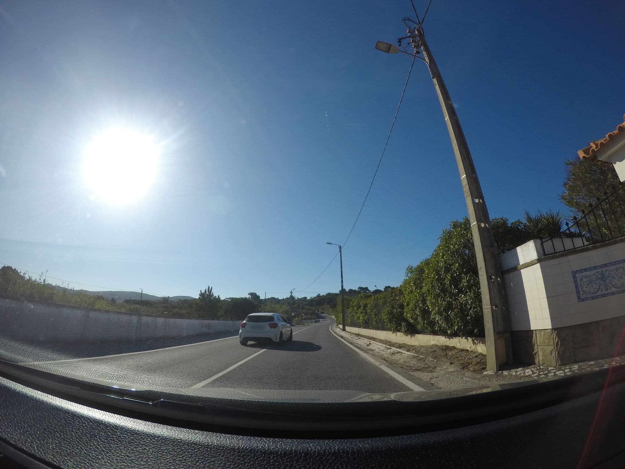 Street view near Villa Arribana, Colares — © morray (CC BY-SA · Mapillary)