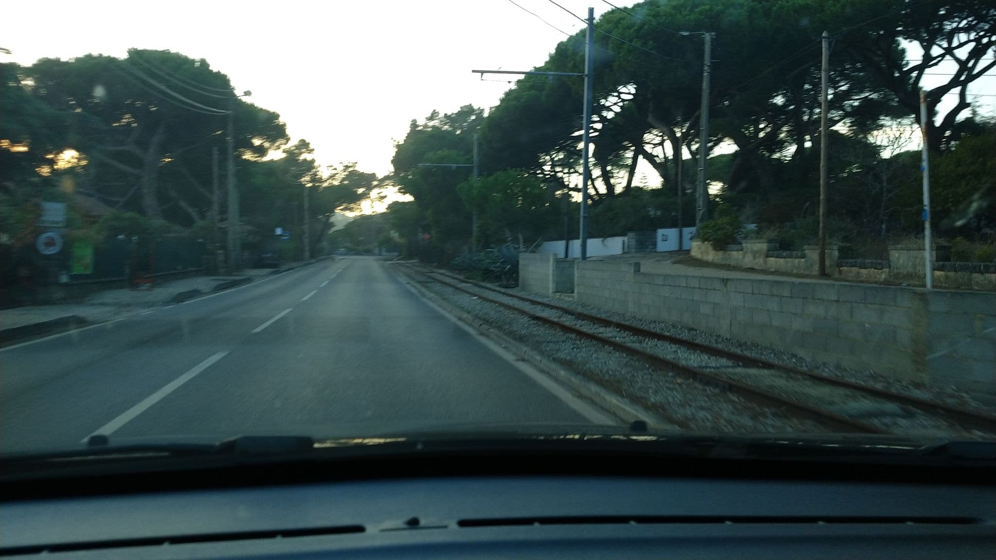 Street view near o meu canto, Colares — © asimonelli (CC BY-SA · Mapillary)