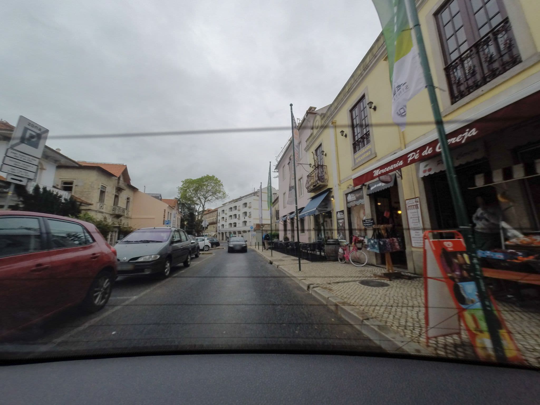 Street view near Resting Points - Costa, Sintra — © davipt (CC BY-SA · Mapillary)