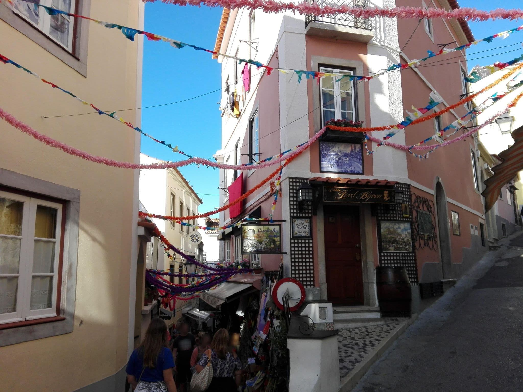 Street view near Door 12 Sintra Guest House, Sintra — © borsalino (CC BY-SA · Mapillary)