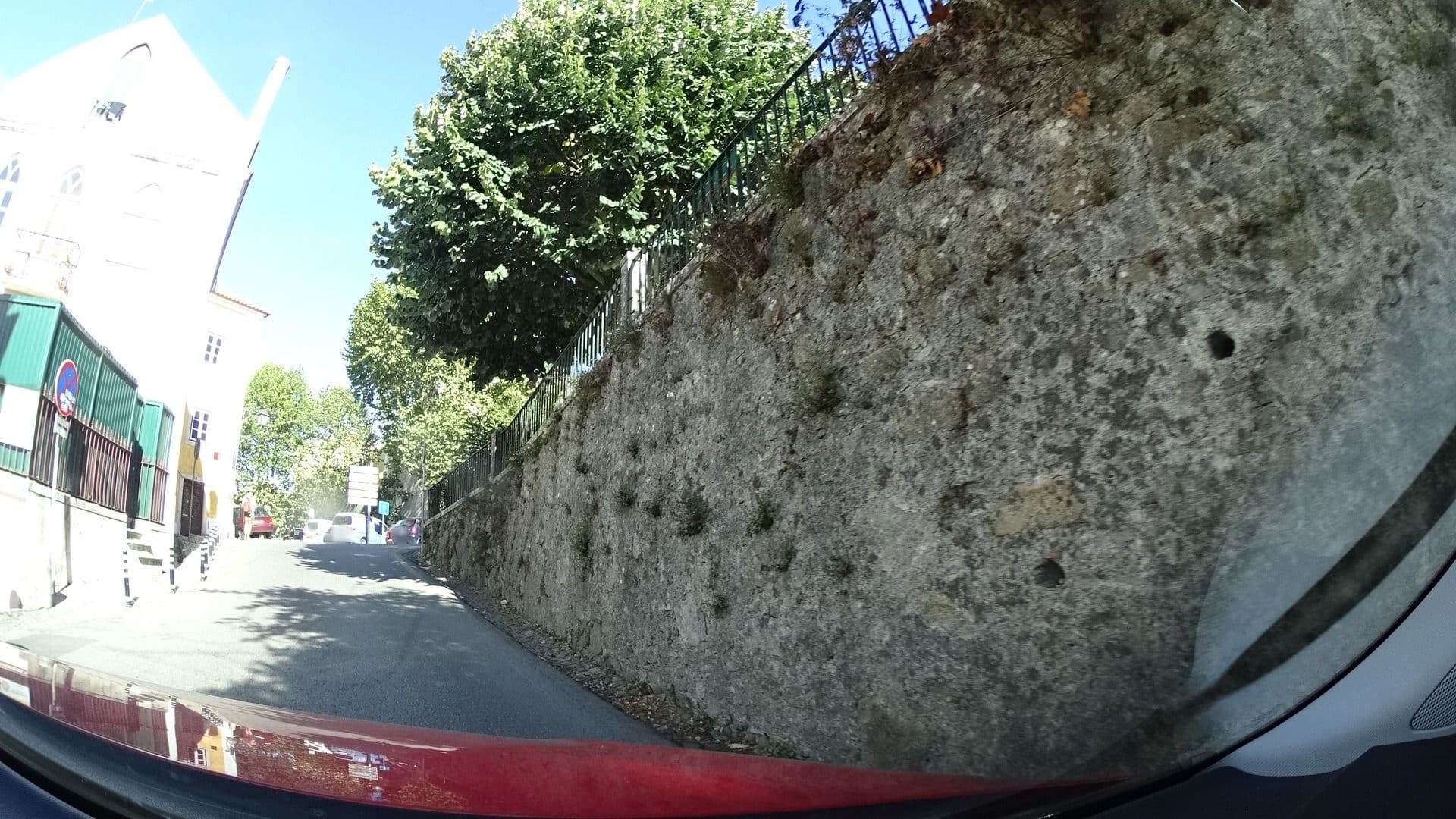 Street view near Casas da Biquinha, Sintra — © sashazykov (CC BY-SA · Mapillary)