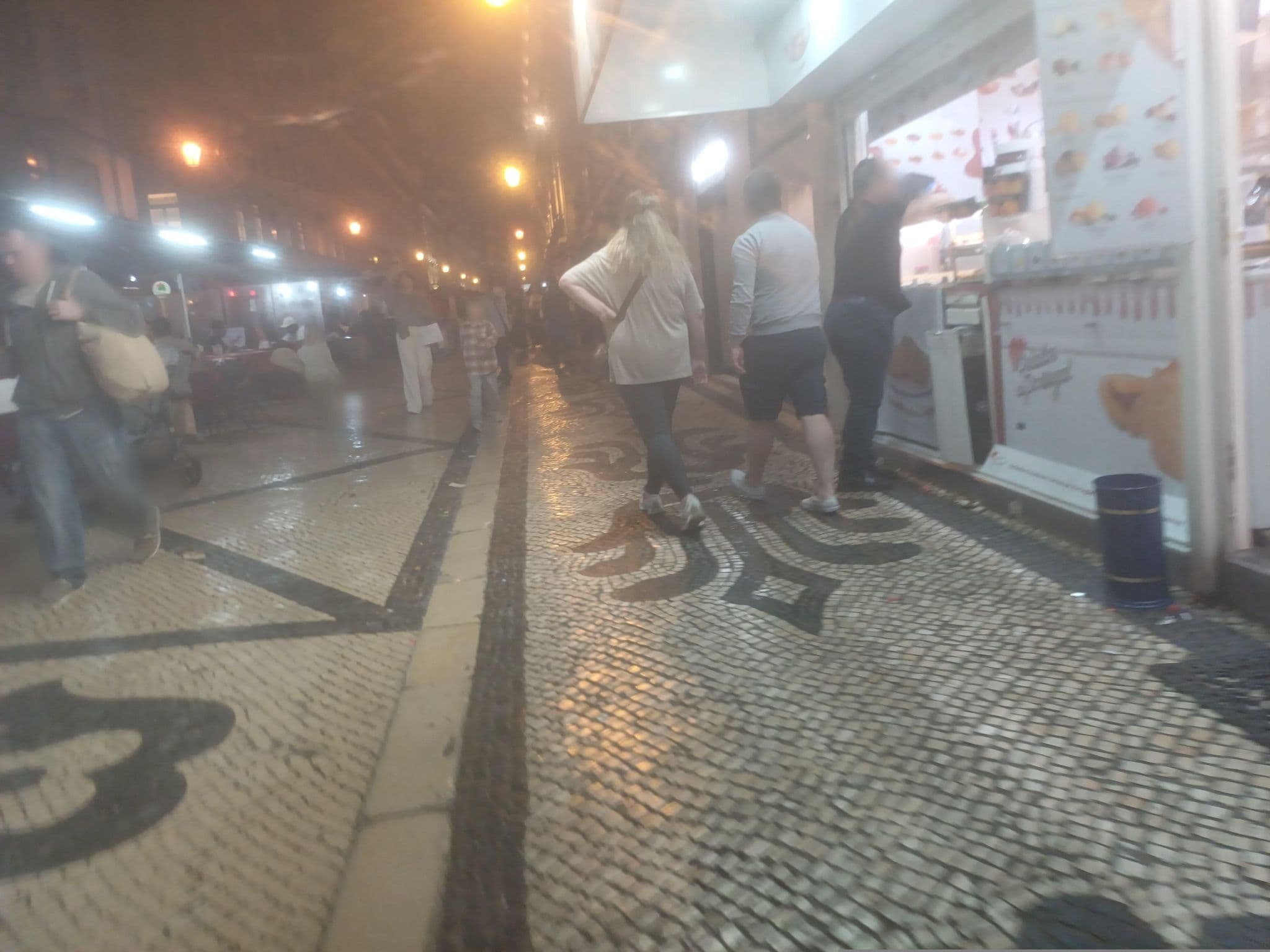 Street view near Feels Like Home Downtown Amazing Flats, Baixa — © beer119 (CC BY-SA · Mapillary)