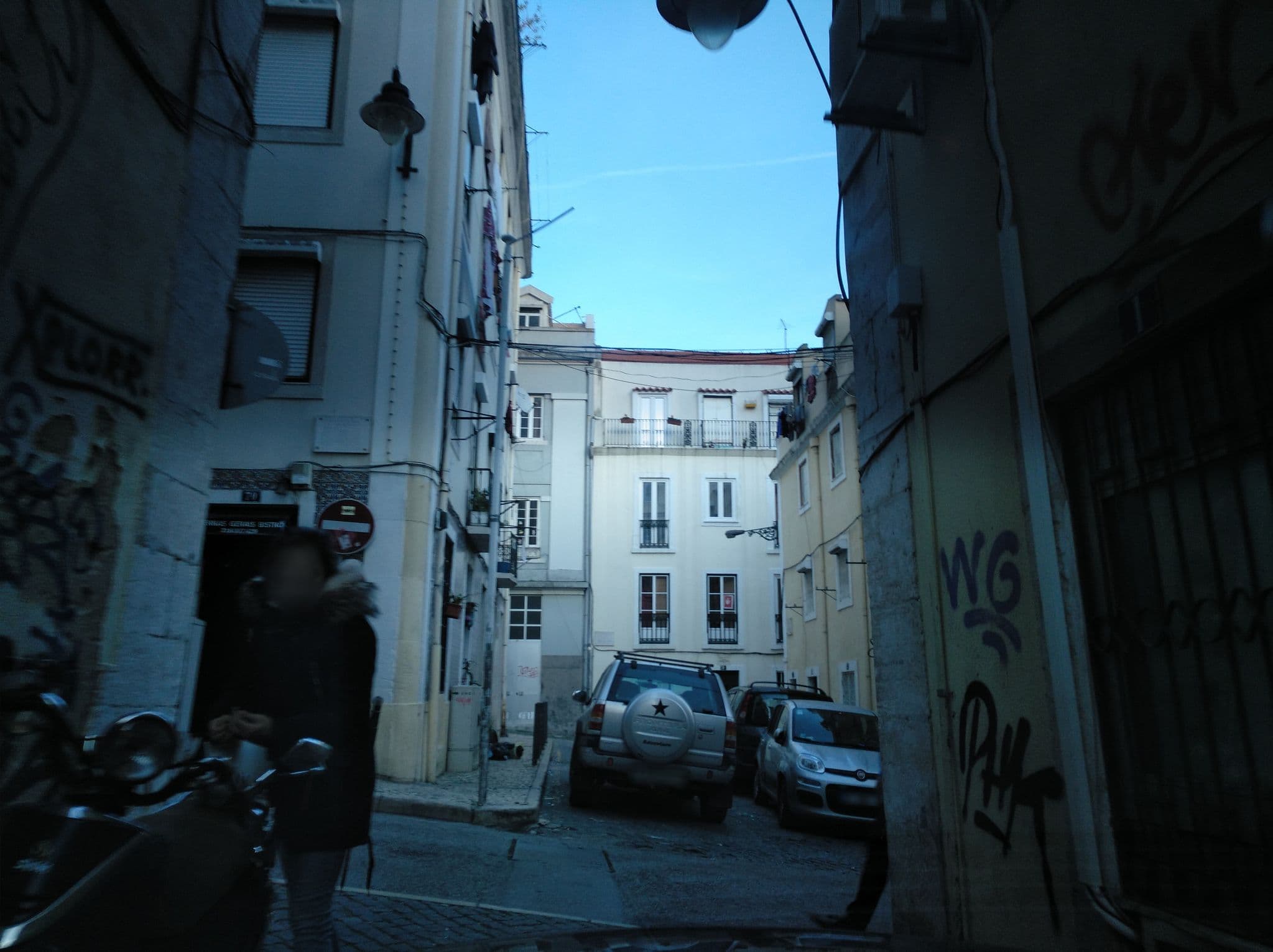 Street view near pensao geres, Baixa — © filohipo (CC BY-SA · Mapillary)