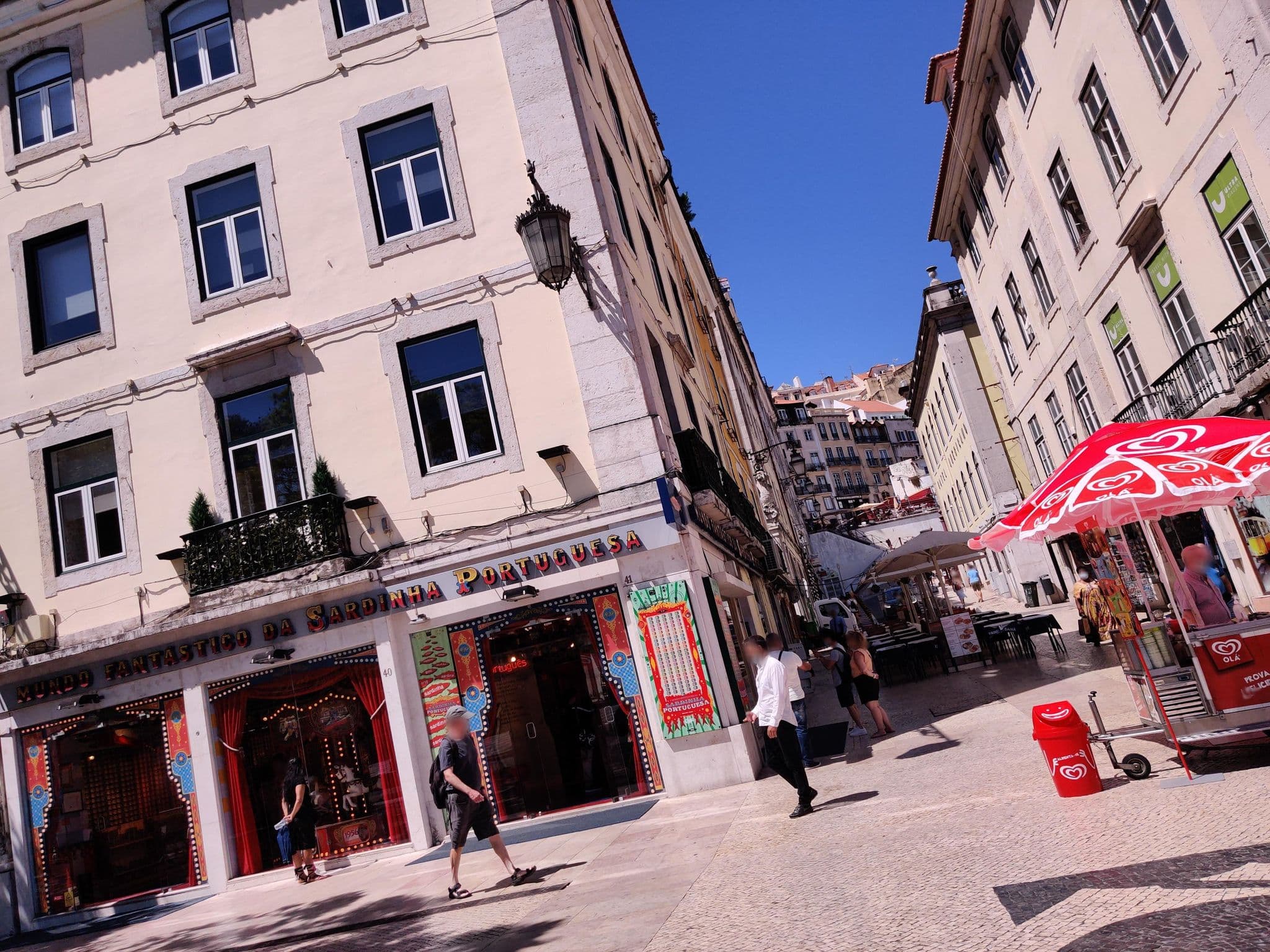 Street view near Rossio Hostel, São Mamede — © sttujames (CC BY-SA · Mapillary)