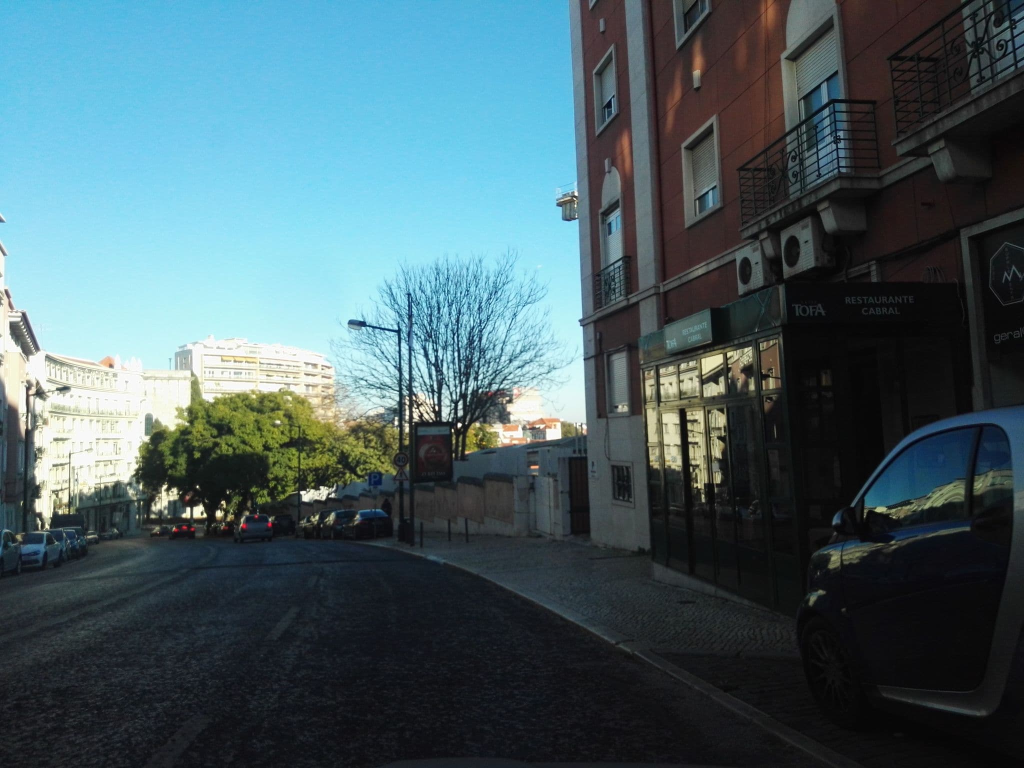 Street view near Residencial Dinastia, Principe Real — © filipegraciosa (CC BY-SA · Mapillary)