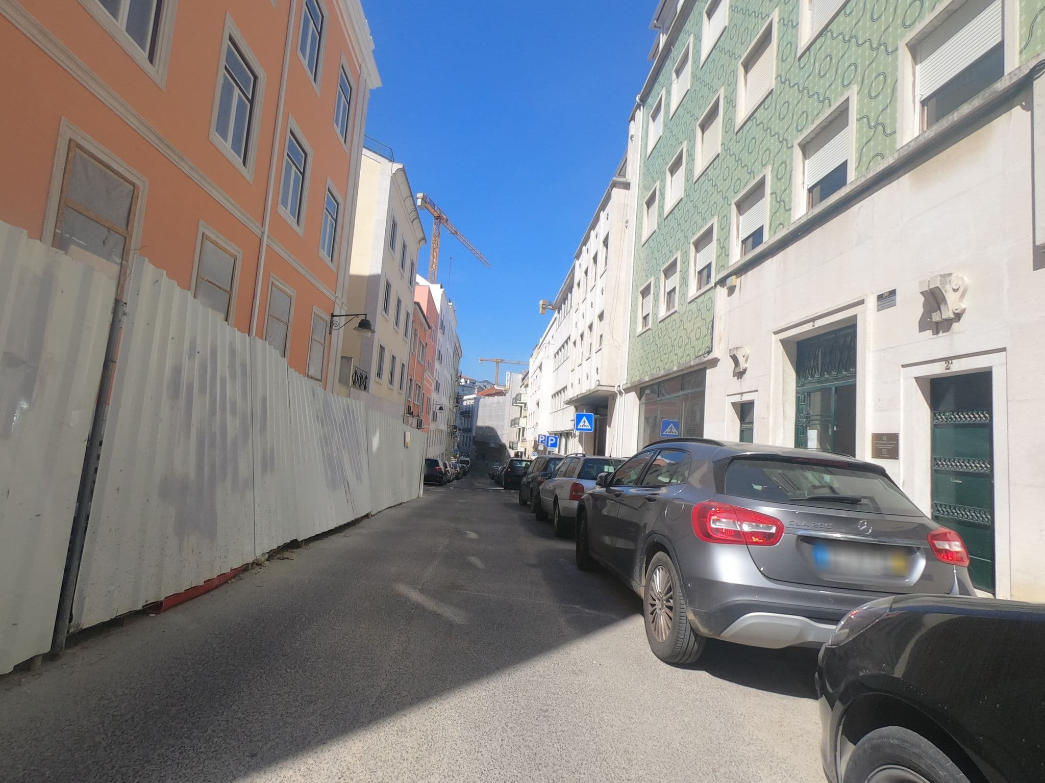 Street view near Hostel Salitre, Principe Real — © filohipo (CC BY-SA · Mapillary)