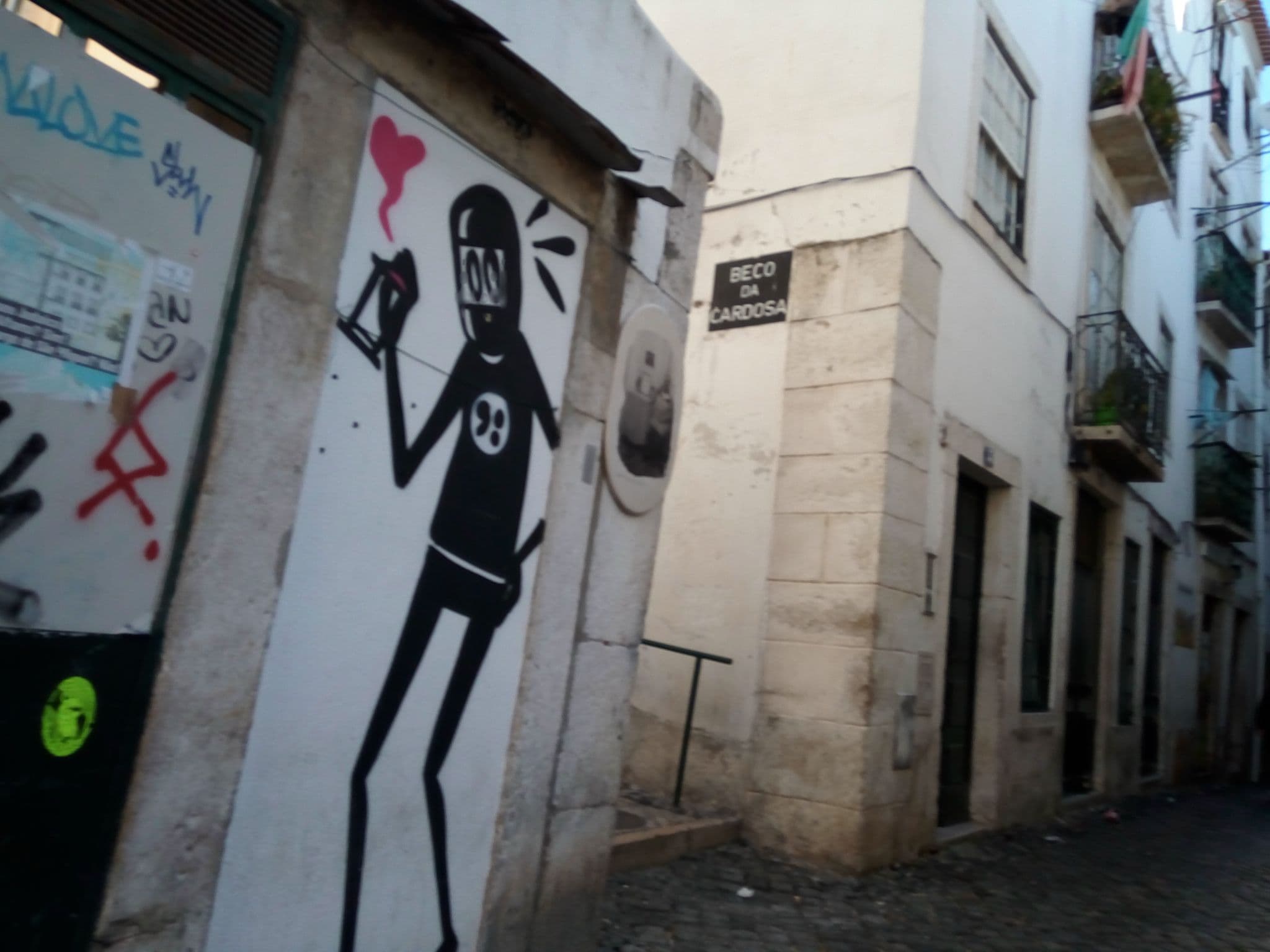 Street view near Casas de Fado, Alfama — © mapfool (CC BY-SA · Mapillary)