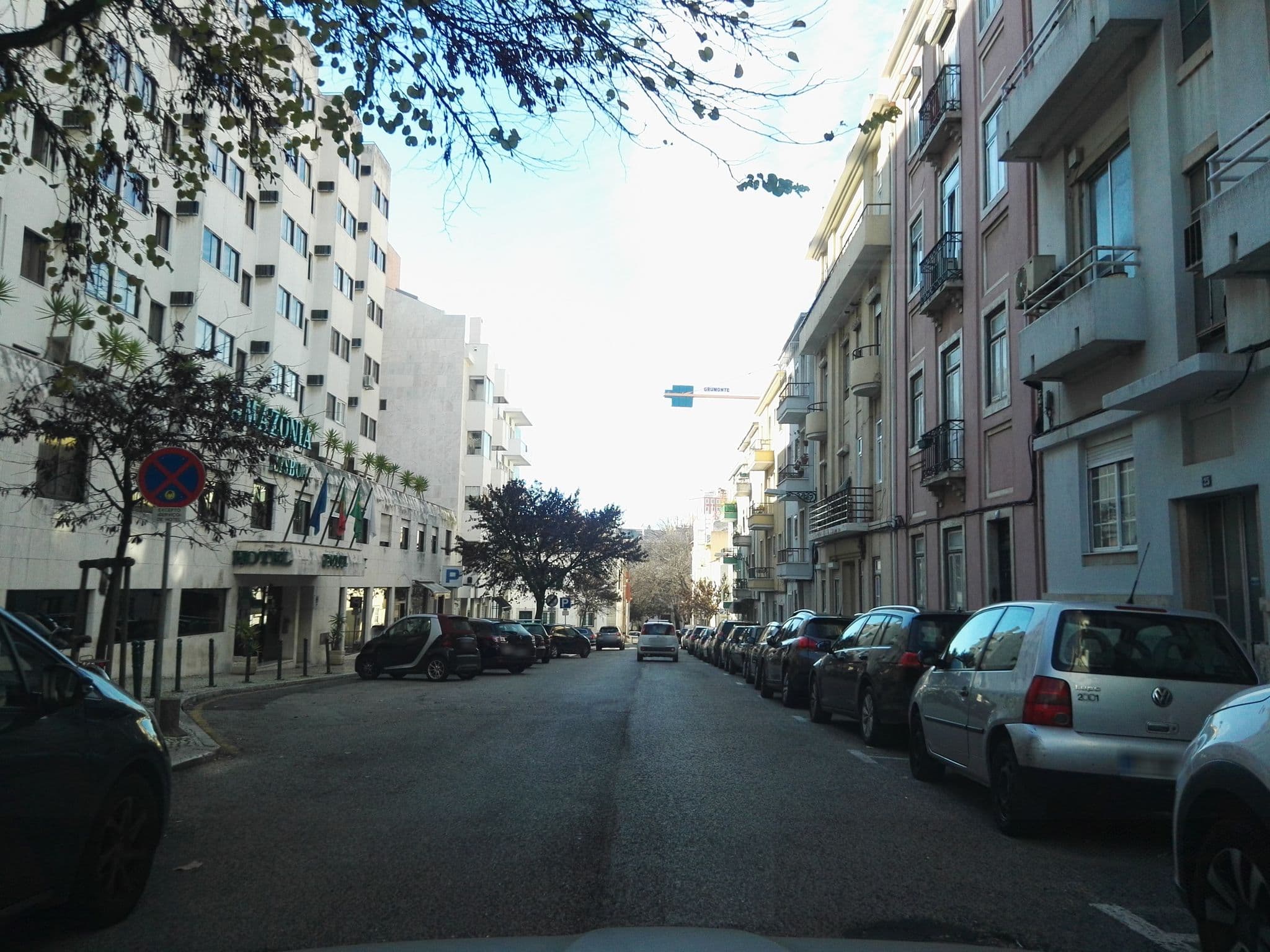 Street view near The Mulberry Tree Hostel Lisboa, Lisbon — © filipegraciosa (CC BY-SA · Mapillary)
